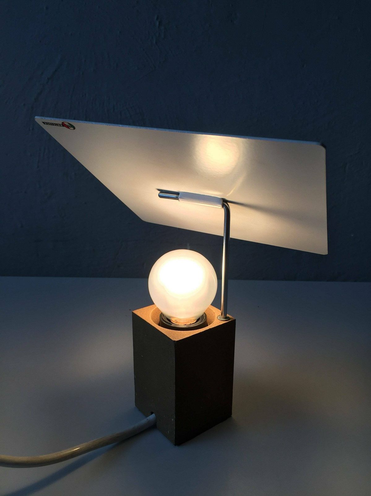 Arteluce Italy Model 610 Table Lamp   Stone Base   Metal Square Lampshade   70s Italian Design By Antonio Macchi Cassia photo buy