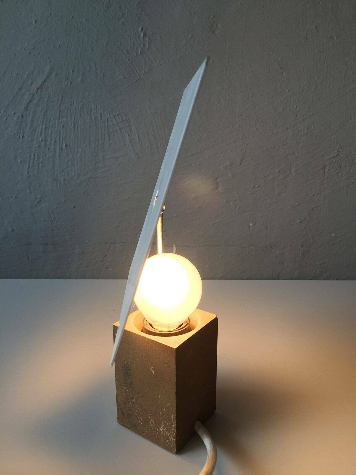 Arteluce Italy Model 610 Table Lamp   Stone Base   Metal Square Lampshade   70s Italian Design By Antonio Macchi Cassia photo vintage