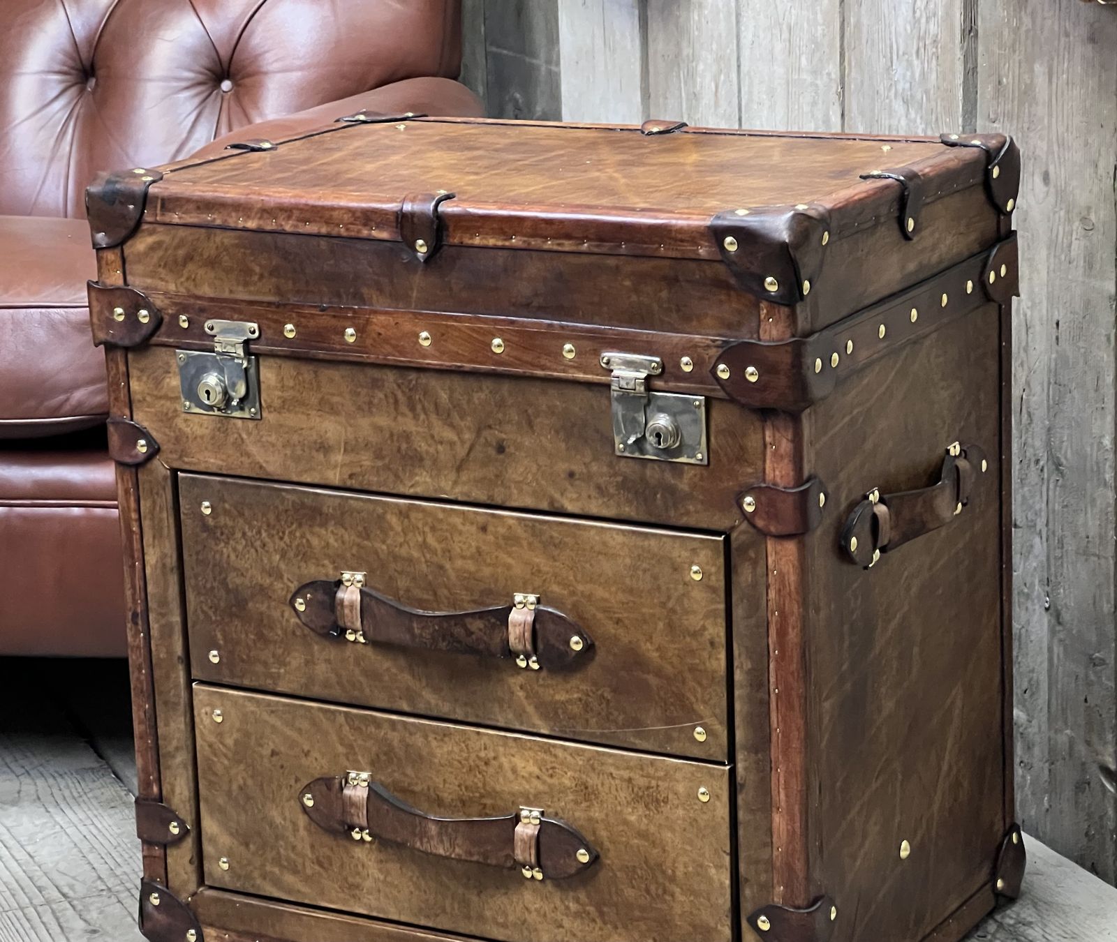 Luxury Leather End Table, 2010s photo 899.0
