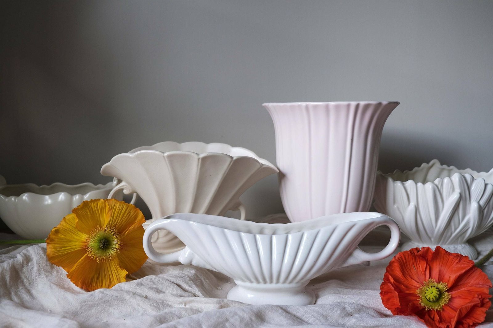 Vintage Mantle Vase With Twin Handle, Art Nouveau Vase, Vintage White Posy Vase photo vintage