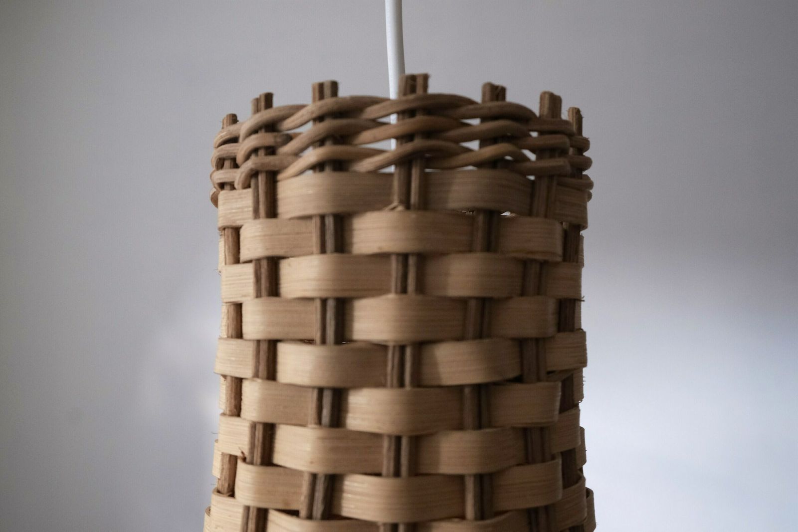 Vintage Rattan Light Shade Scallop, Vintage Wicker Shade, French Rattan Shade, Midcentury Shade, Petal Light Shade photo vintage