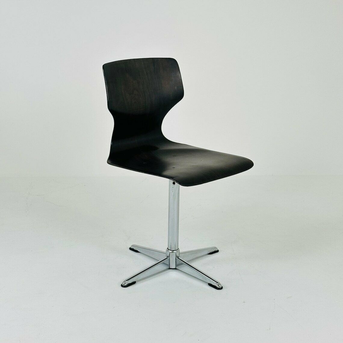Mid Century Desk Chair By Elmar Flötotto For Pagholz, German 1970s photo furniture