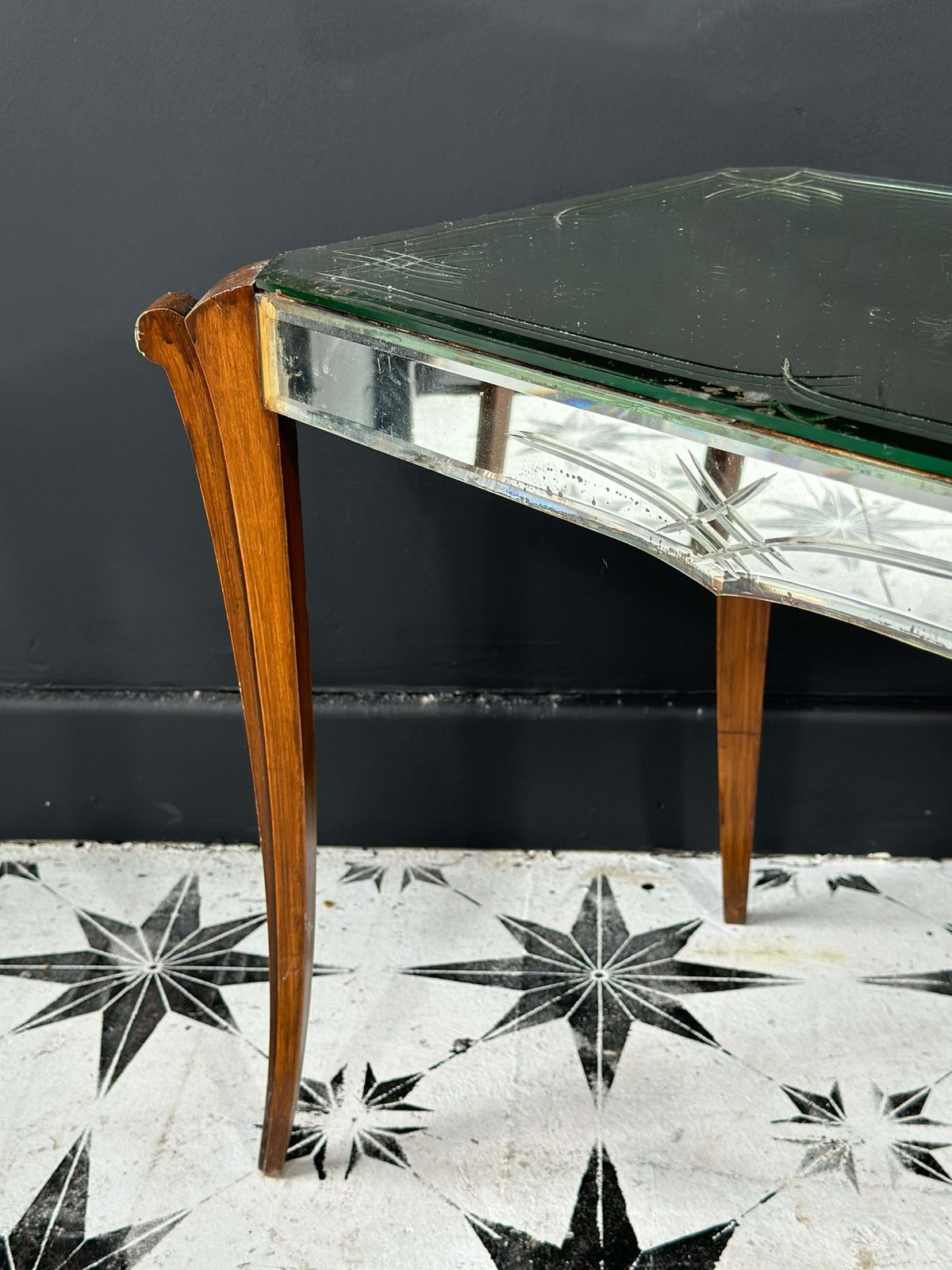 Original French 1930’s Mirror Side Table. Etched Mirror Glass. Dainty French Chic. photo vinterior