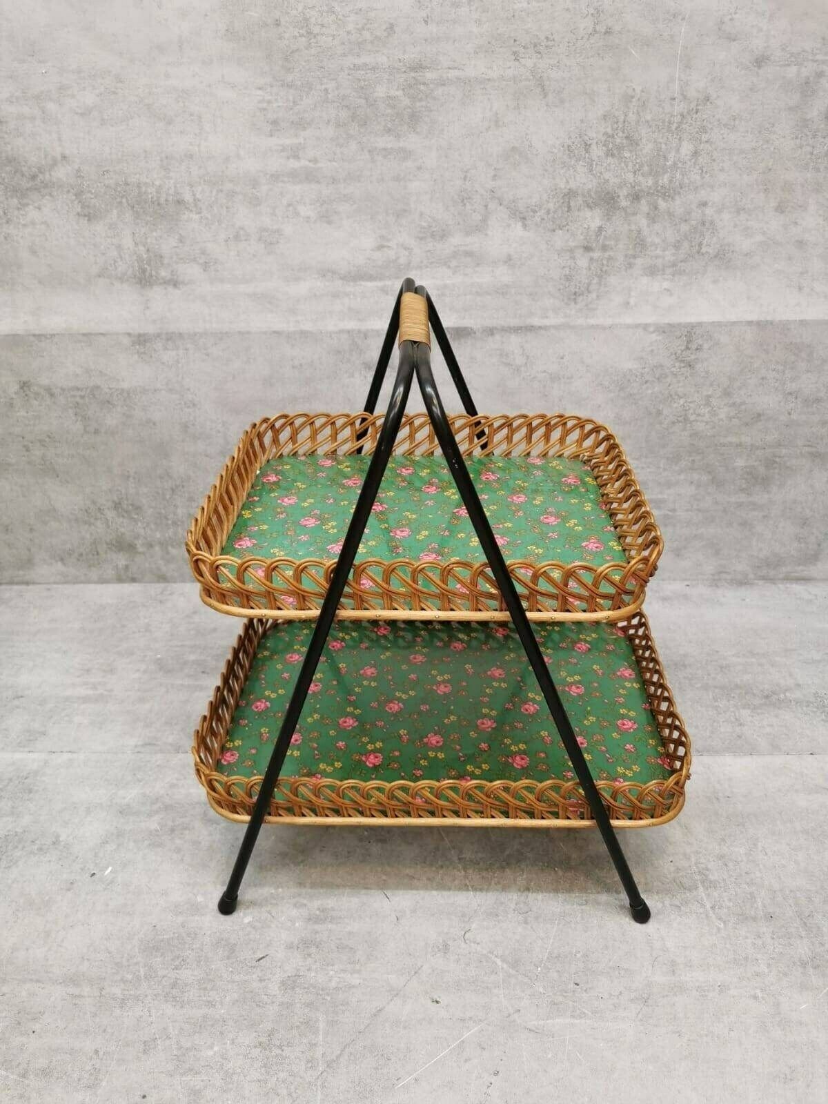 Italian Ripiano And Wicker Side Table Service Plates, 1970s