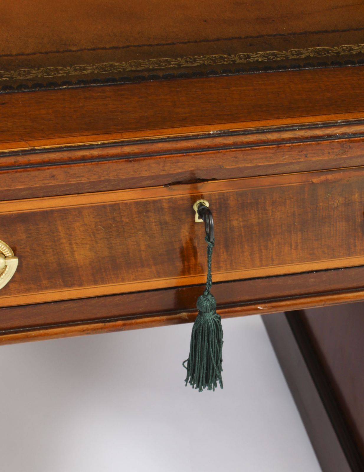 photo vinterior Victorian Inlaid Mahogany Desk  19th C