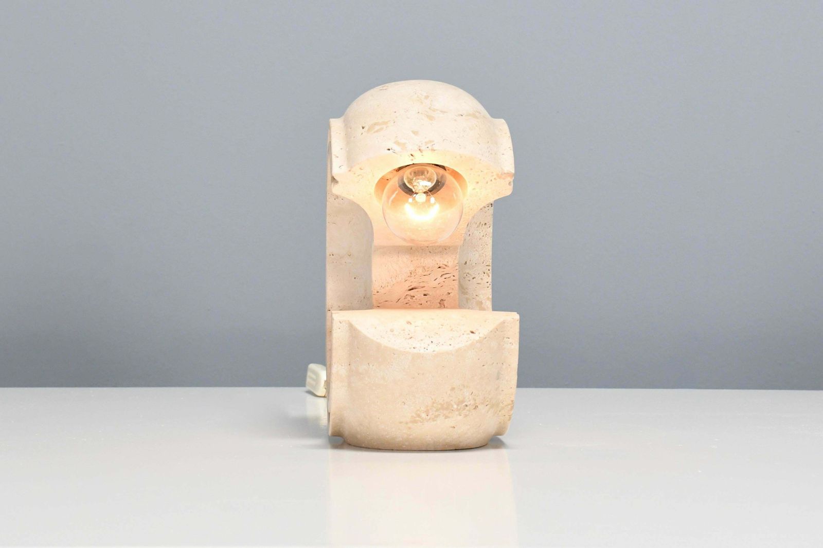 1 Of 8 Sculptural Travertine Table Lamp By Giuliano Cesari For Nucleo photo buy