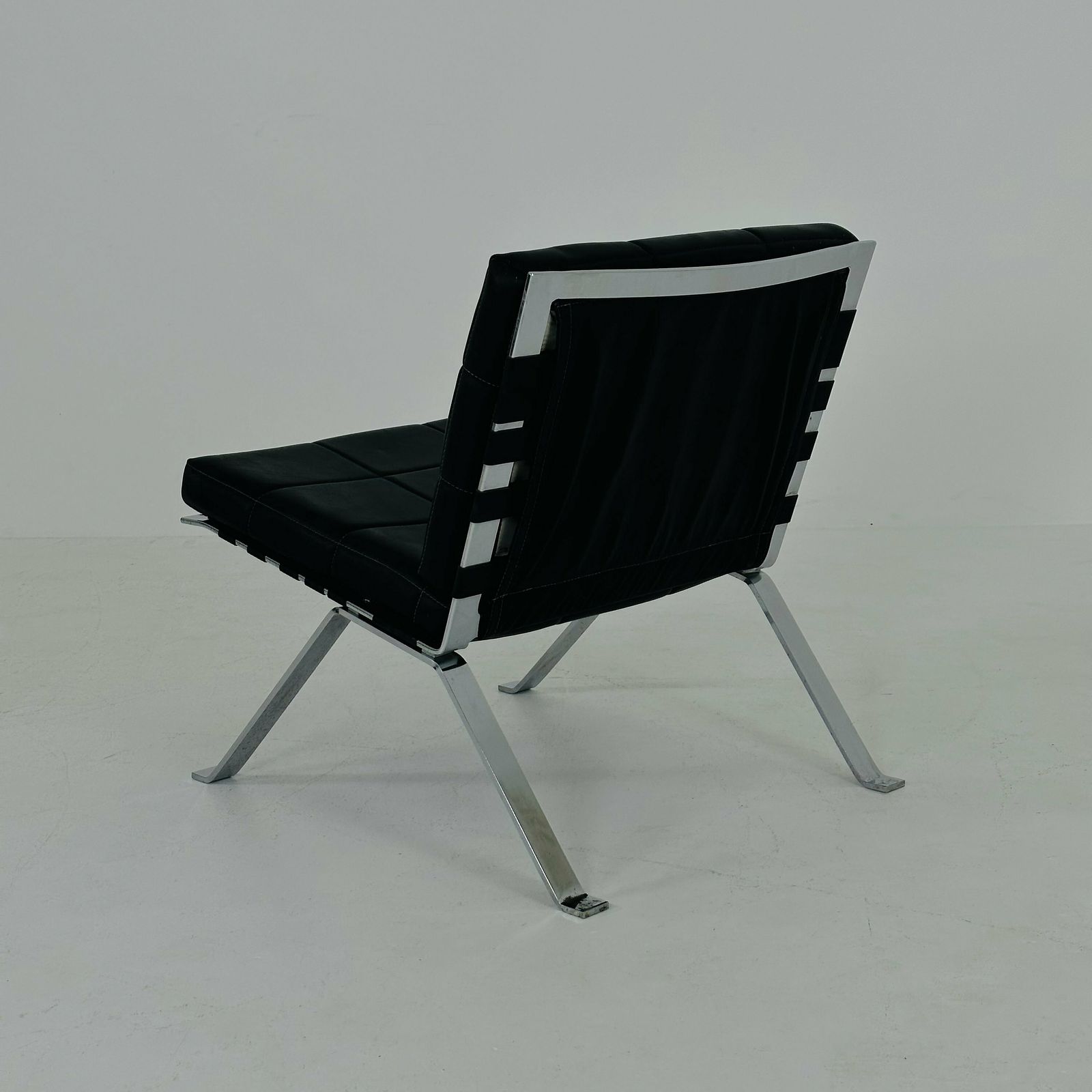 Mid Century Leather Lounge Euro Chair By Hans Eichenberger For Girsberger   1960s Switzerland photo for sale