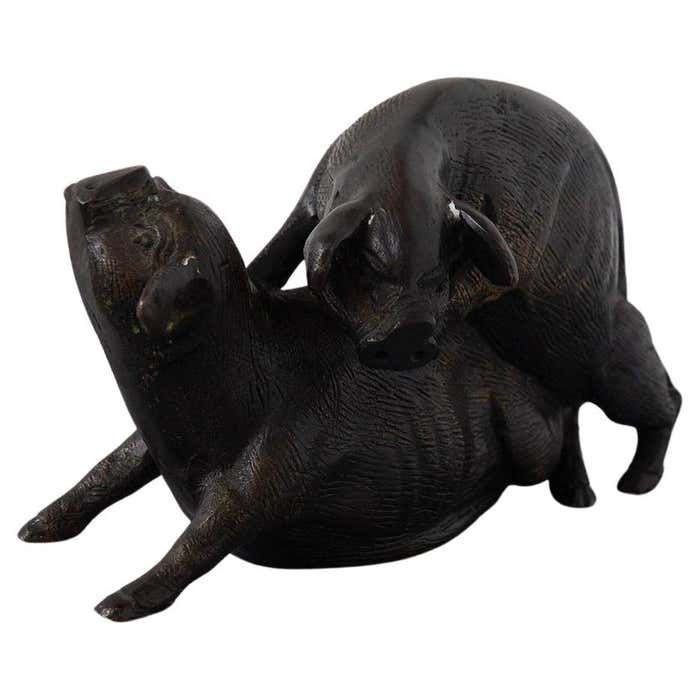 Italian Bronze Sculpture: Two Pigs, Bronze Artist 20th Century