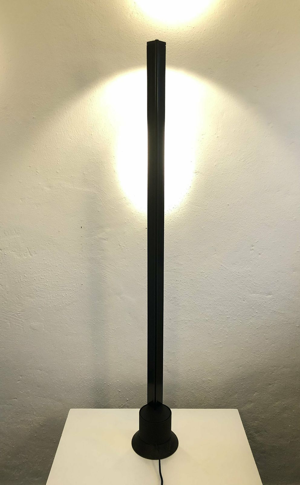Italian Postmodern Vintage Design 1980s Floorlamp Model Colibri   Design By Albini + Helg + Piva photo vinterior