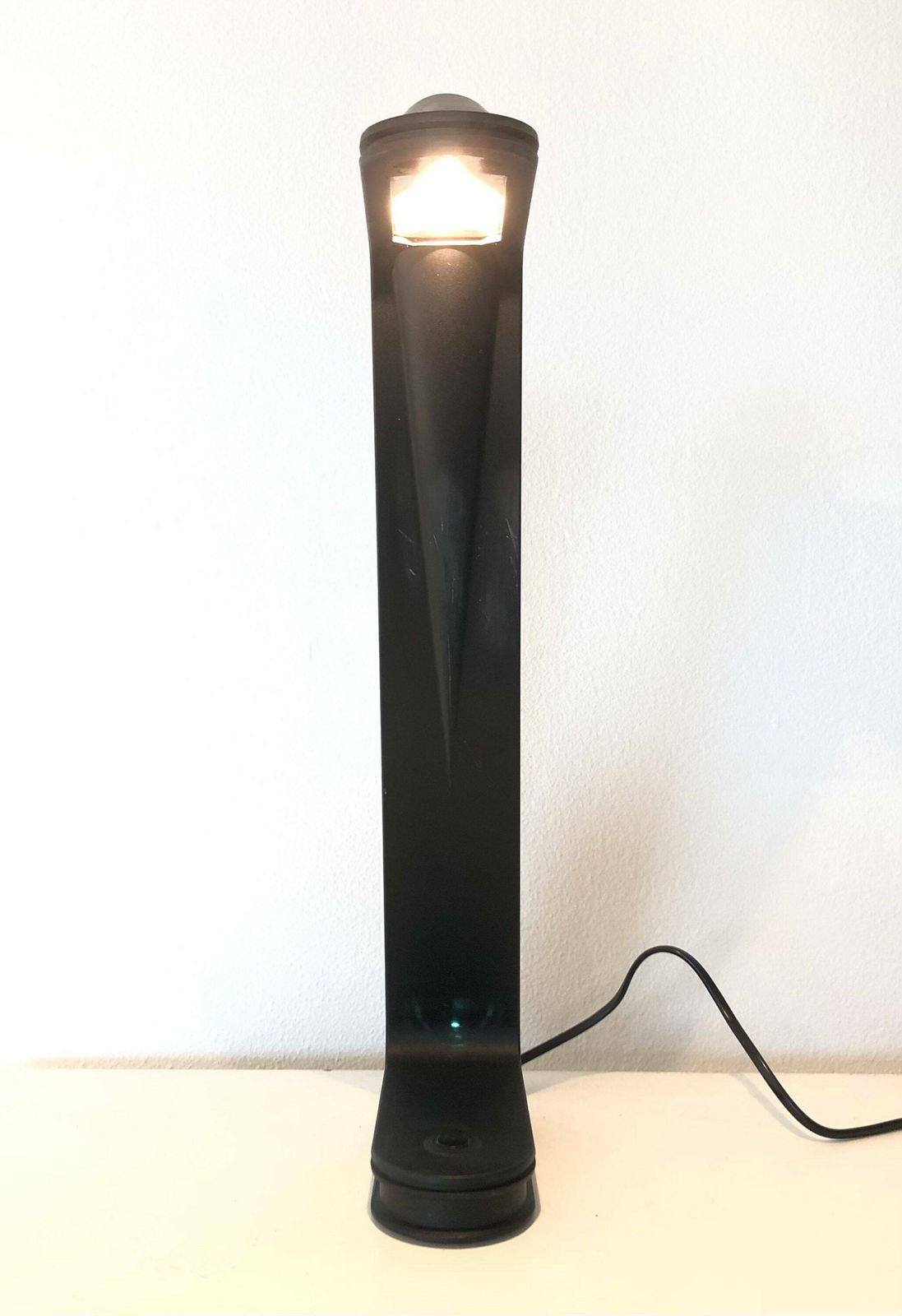 Danish Postmodern Louis Poulsen “Rappe Louis” Vintage Table Lamp In Black   Design By Alfred Homann photo vinterior