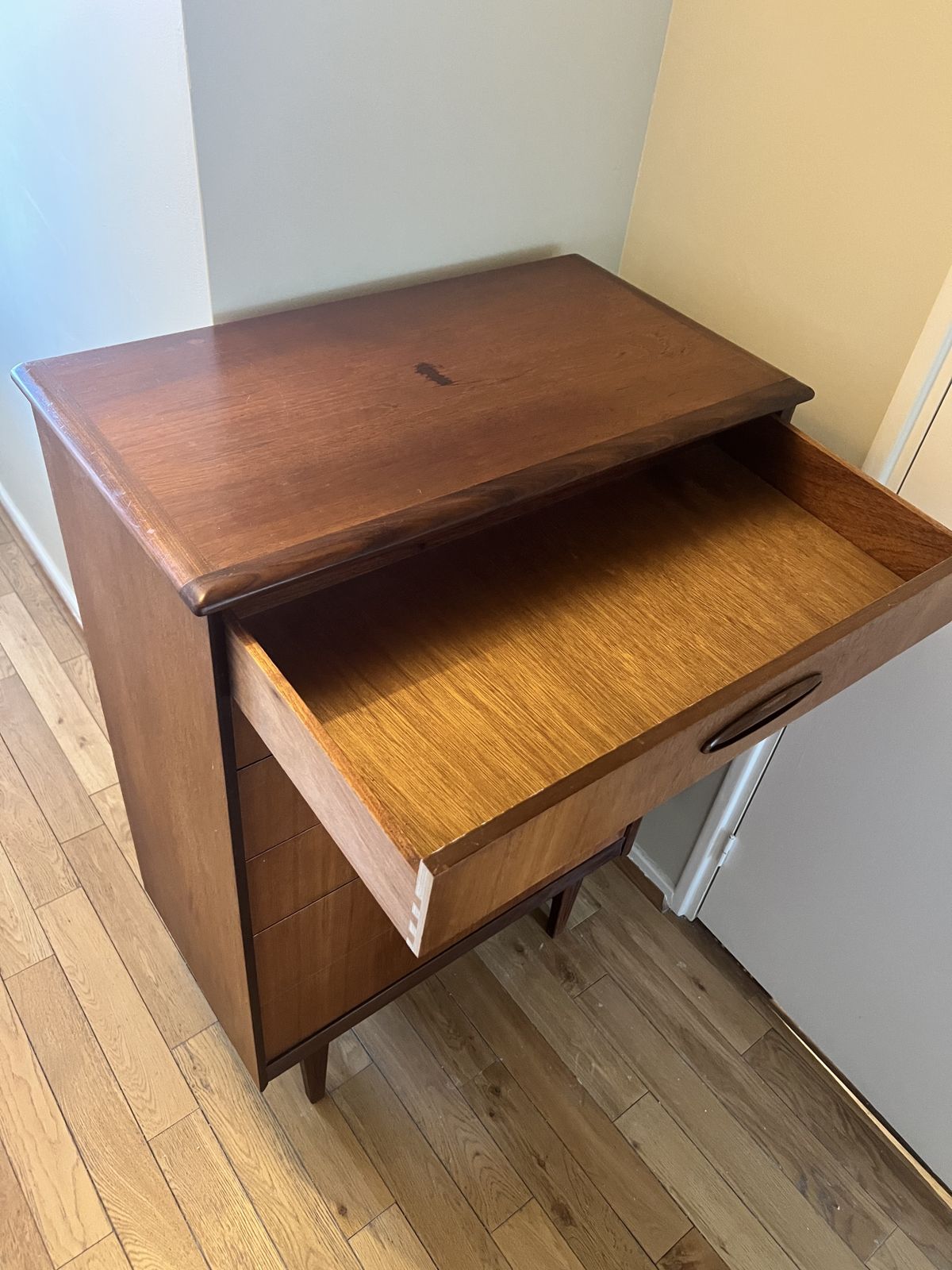 Tall Boy Drawers/Dresser photo Furniture