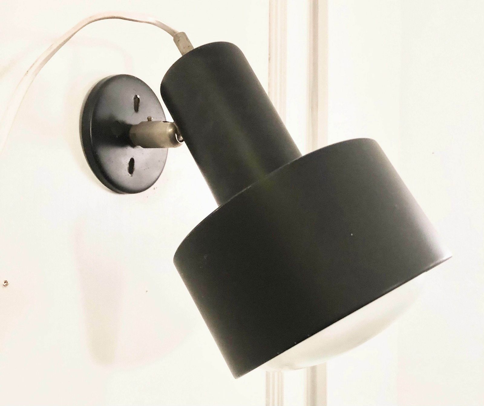 Danish Modernist "Louisiana" Wall Lamp   Design From Louis Poulsen Model "Alux Scala"