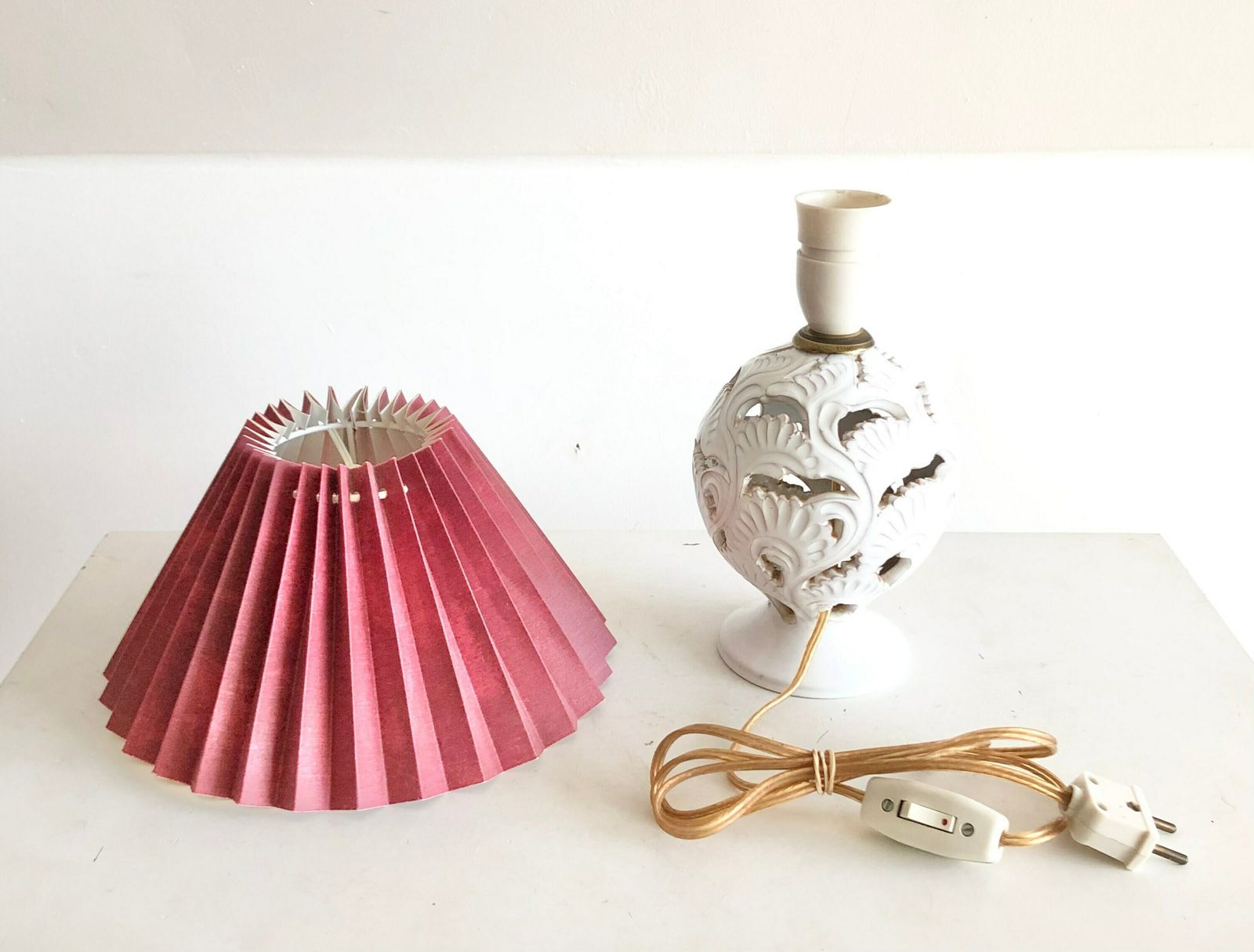 Danish Art Deco Ceramic White Glaze Table Lamp With Beautiful Organic Carved Pattern And Dark Rose Fabric Pleated Shade photo 221.0
