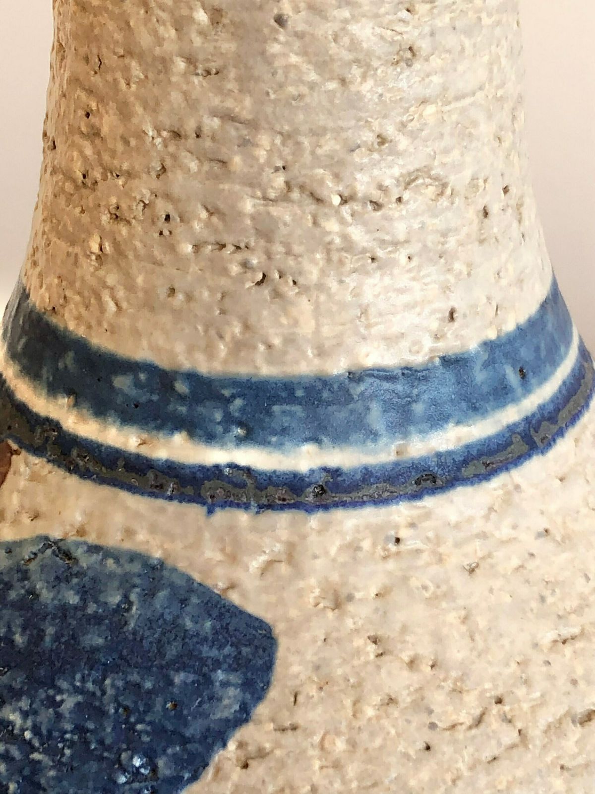photo furniture Danish Original Mid Century Modern Stoneware Table Lamp With White Glaze And Gorgeous Blue Decoration   Design By Søholm, Bornholm Denmark