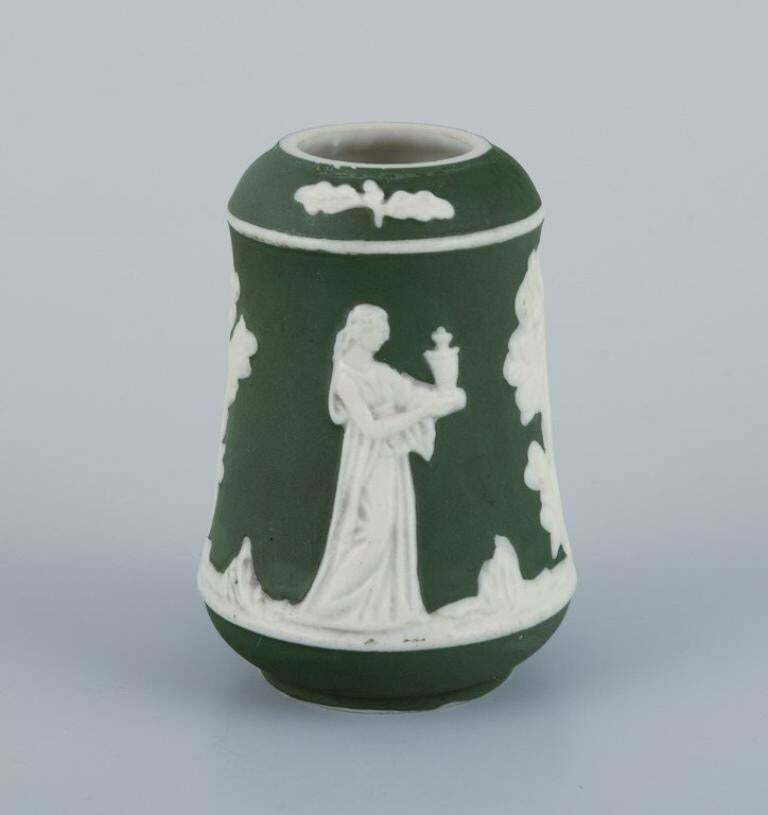 Adams, England, Miniature Vase And Miniature Mug In Biscuit Porcelain. photo vinterior