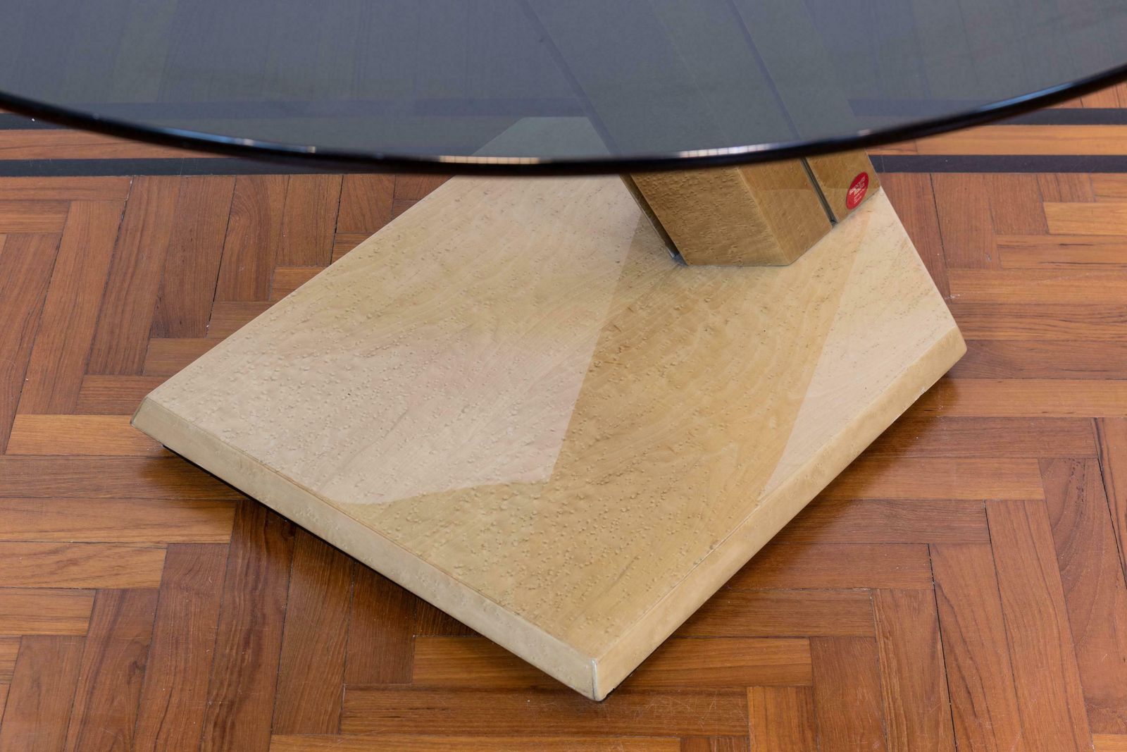 Giovanni Offredi Sunny Round Pedestal Table In Wood And Glass By Saporiti 1970s photo Furniture