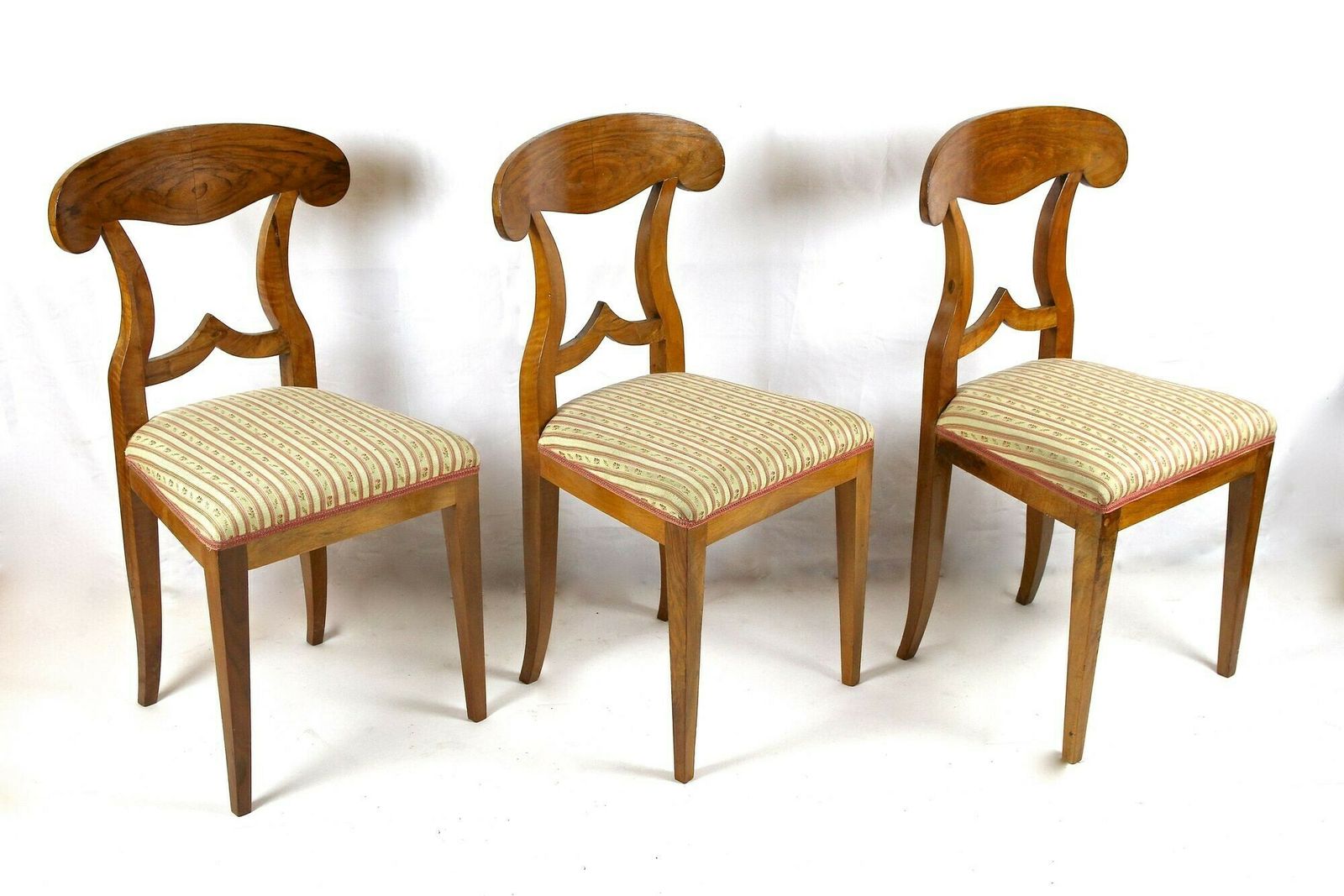 Set Of 6 Biedermeier Nutwood Shovel Dining Chairs, 19th Century, At Ca. 1830 photo vintage