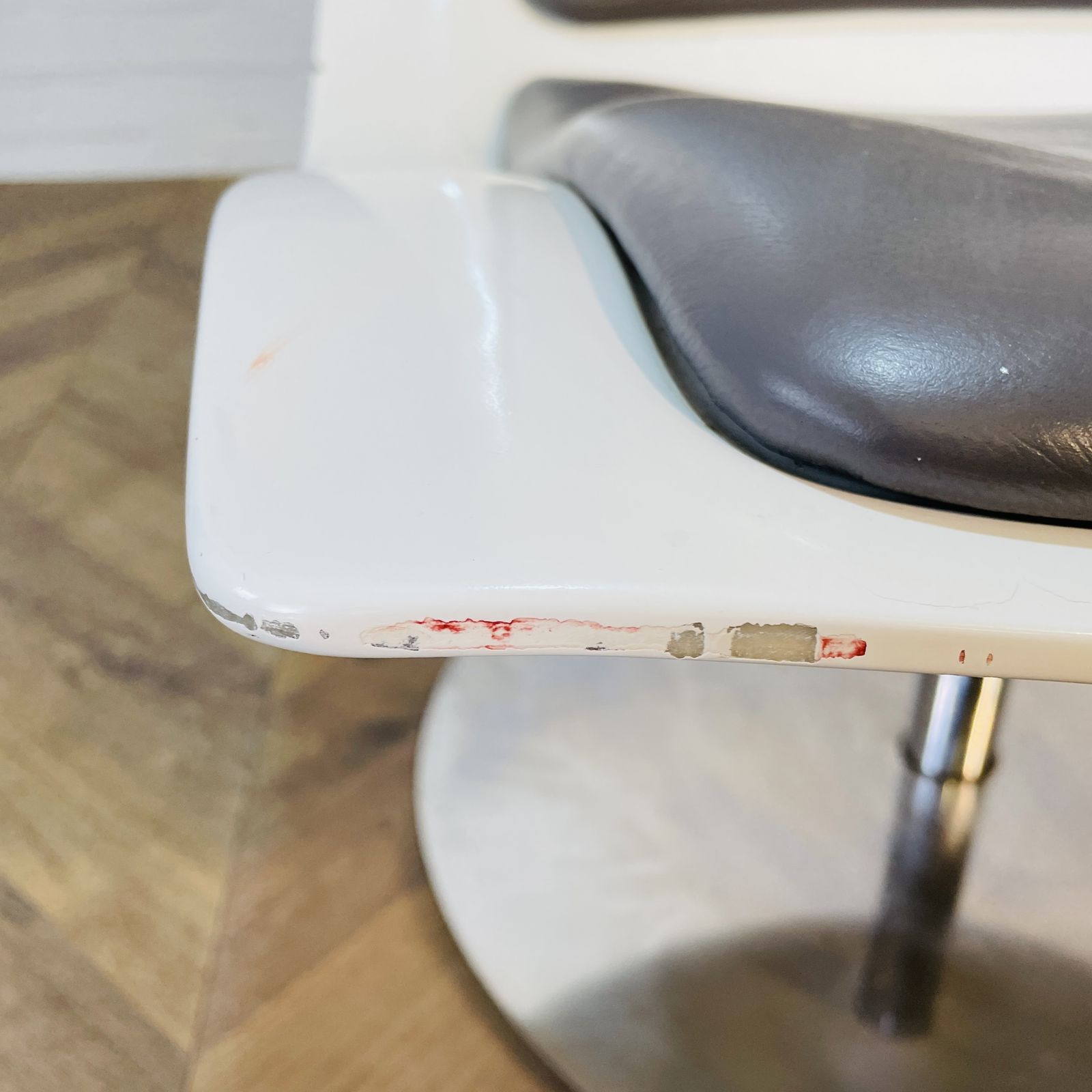 Vintage Xpo Swivel Chair By Bo Concept On Chrome Base photo Furniture