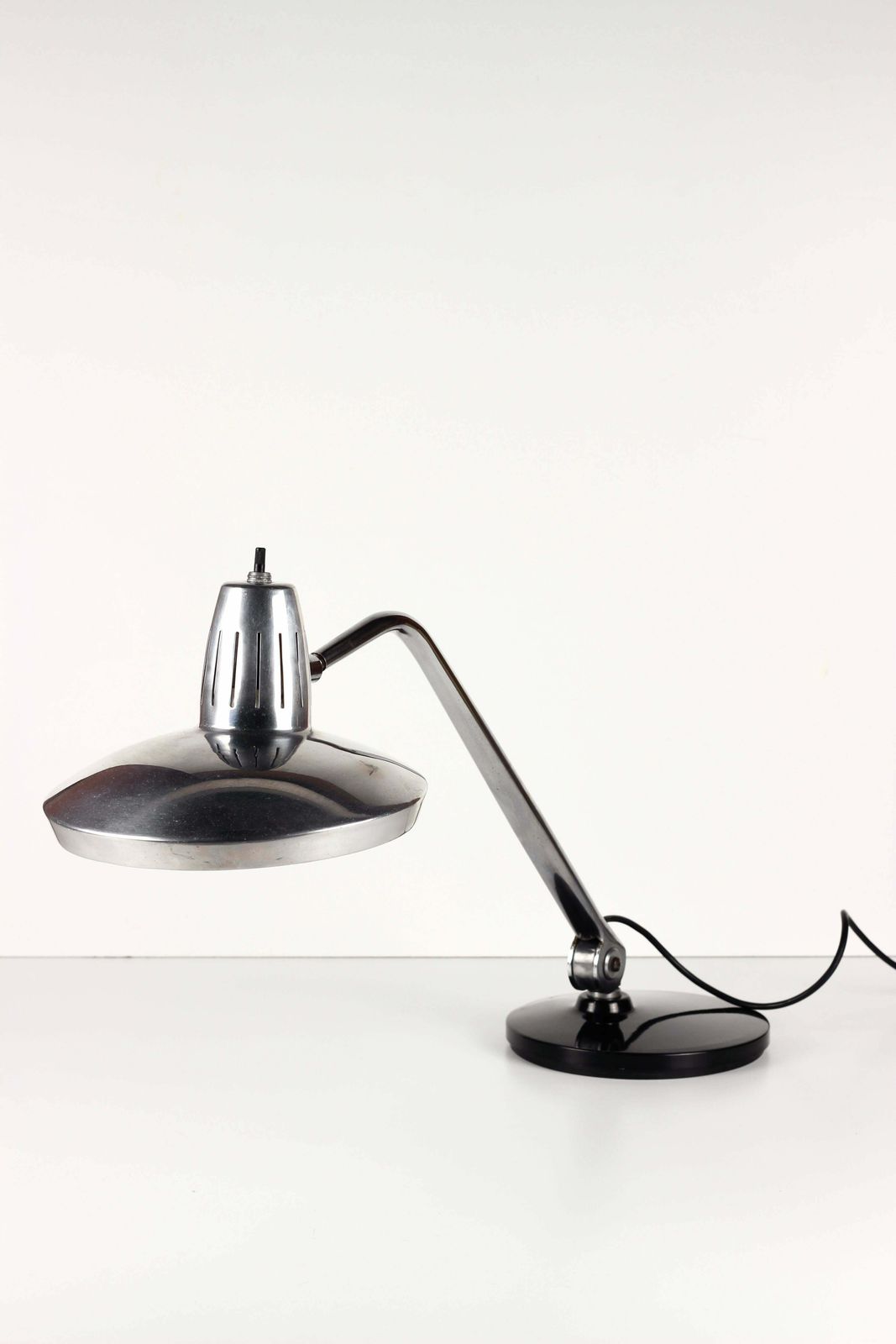 Lighting Chrome And Aluminium Fase Desk Lamp Modelos Patentados Madrid Espana photo