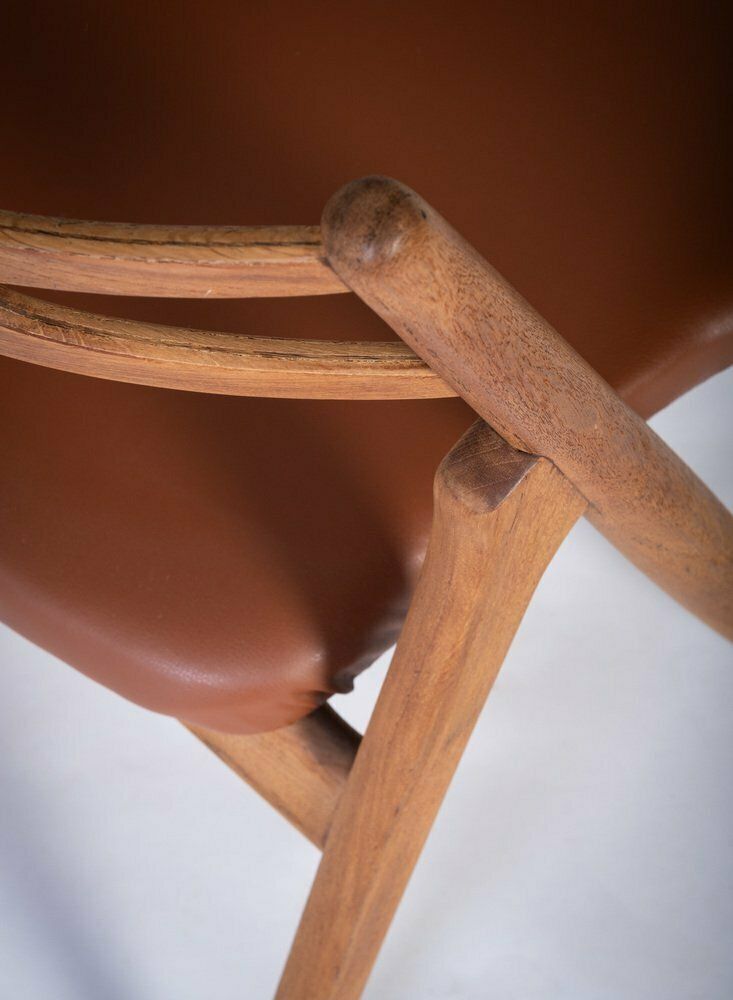 Sawbuck Dining Chair In Teak By Hans J. Wegner photo buy