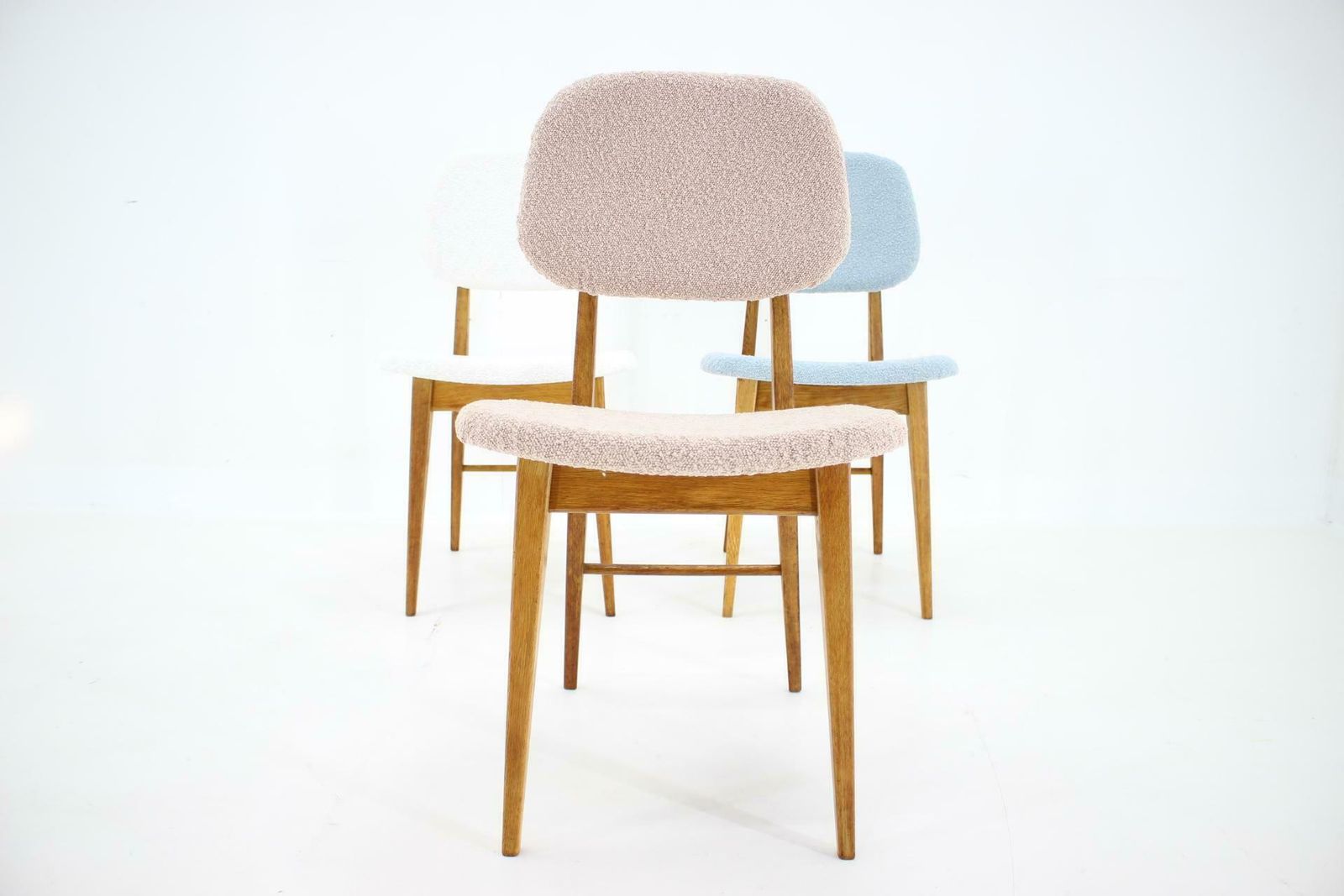 1960s Set Of Three Oak Dining Chairs In Boucle, Czechoslovakia photo Furniture