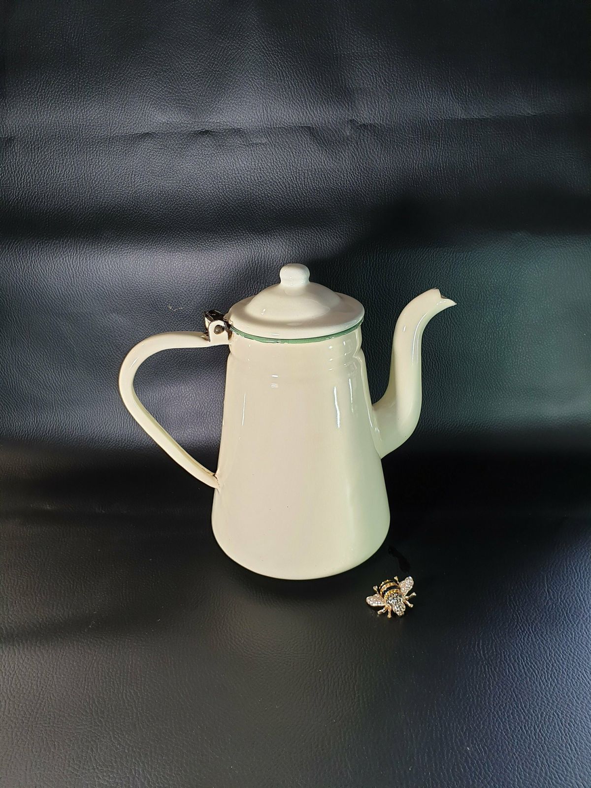 Vintage Enamel Cafetiere, Enamel Coffee Pot, Enamel Teapot, French Country Kitchen, Enamelware, French Kitchen Decor, Farmhouse Decor