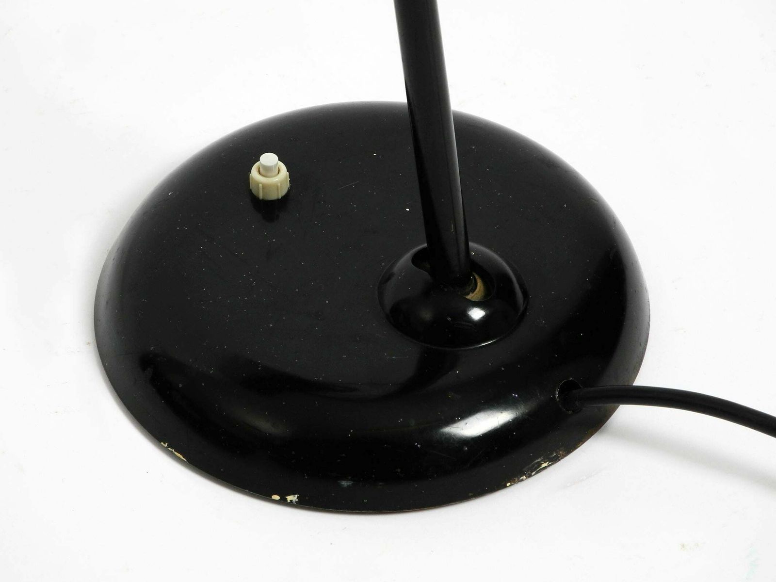 photo vintage Very Rare Original 1940s Kaiser Idell Industrial Metal Table Lamp Model 6581