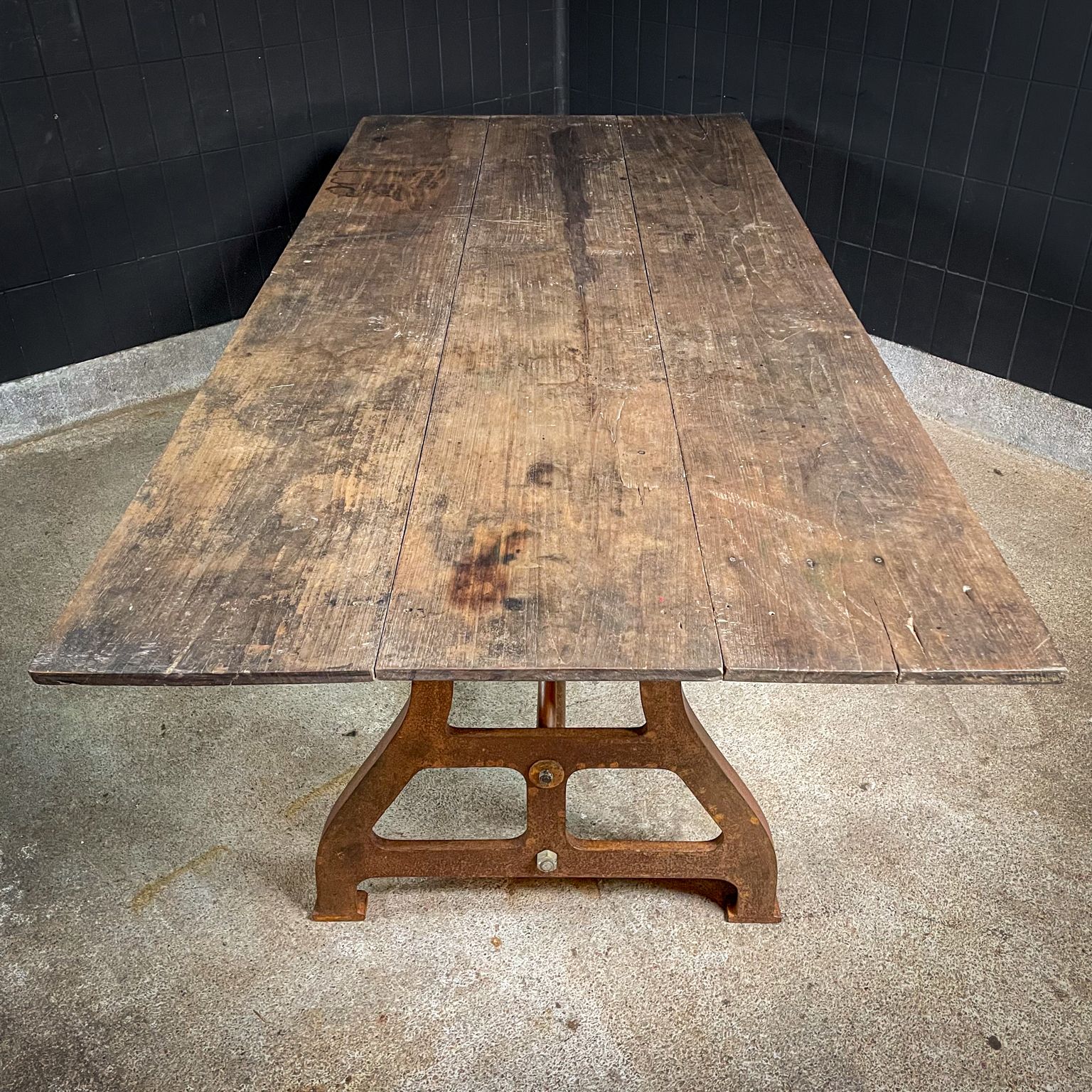 Vivre Crafts Industrial Dining Table – Antique Teak photo furniture