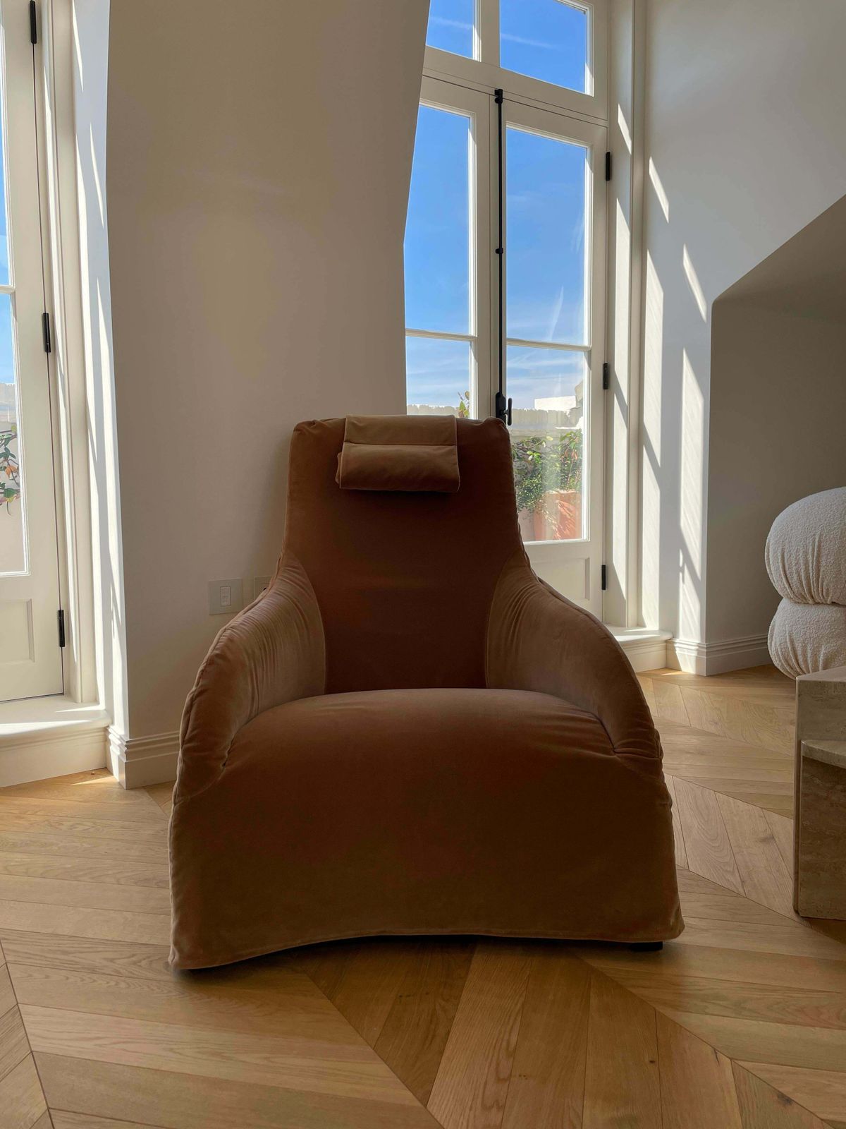 Kalos Armchair By Antonio Citterio In Brown Velvet photo for sale