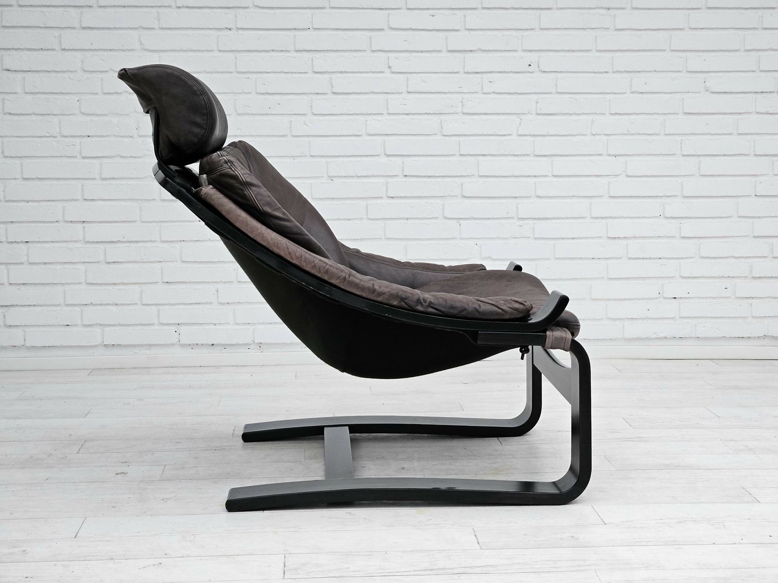 photo furniture Ca. Jaren 1970, Zweeds Design Van Ake Fribyter Voor Nelo, Kroken Loungestoel, Ongerestaureerde Staat.