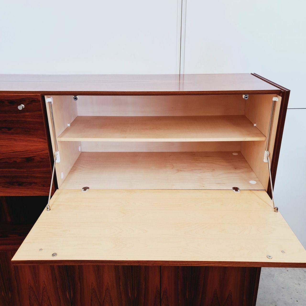 Zengel Verhoogd Dressoir, Jaren 1940 photo vintage