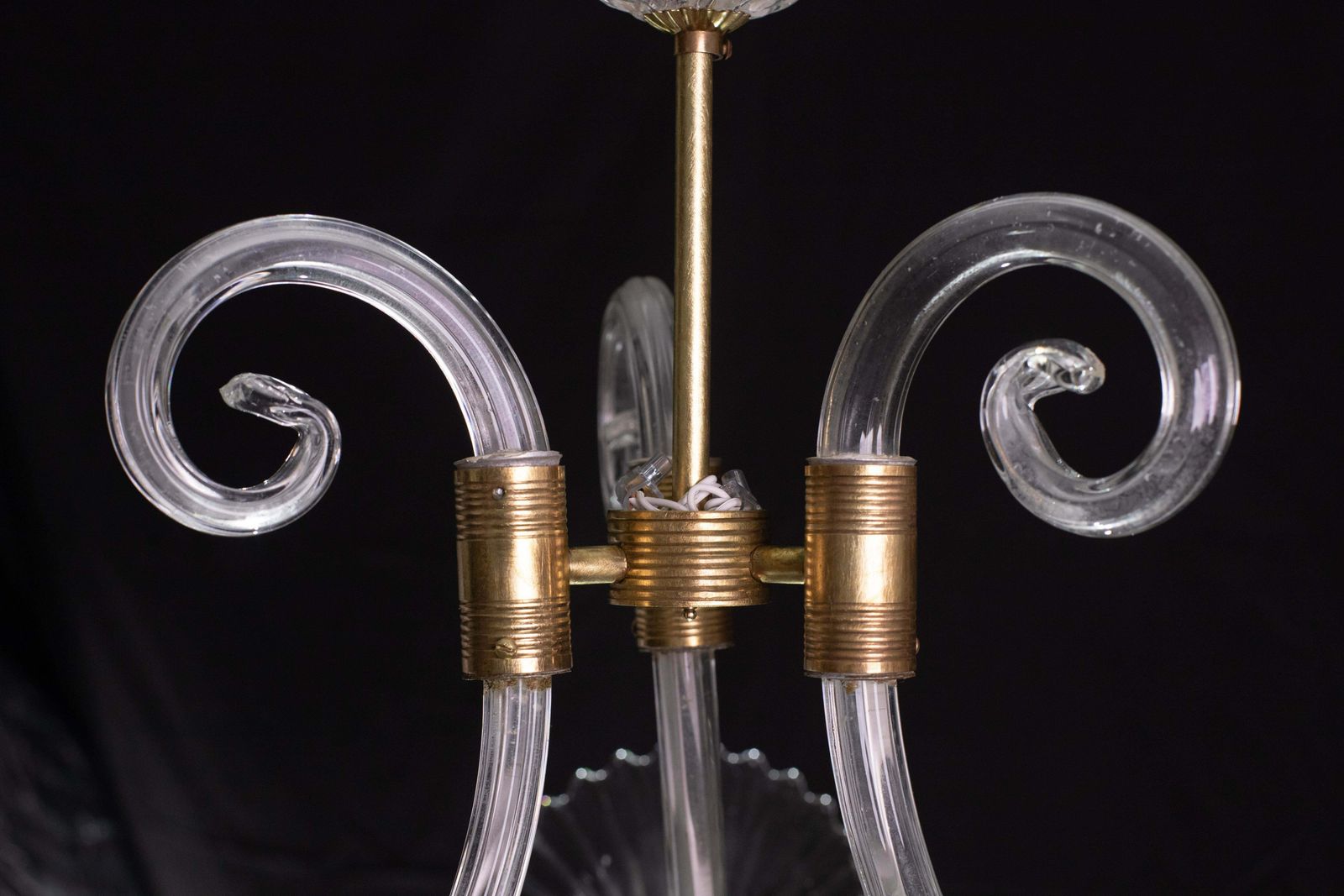 photo furniture Elegant Art Decò Chandelier By Barovier E Toso, 1940s