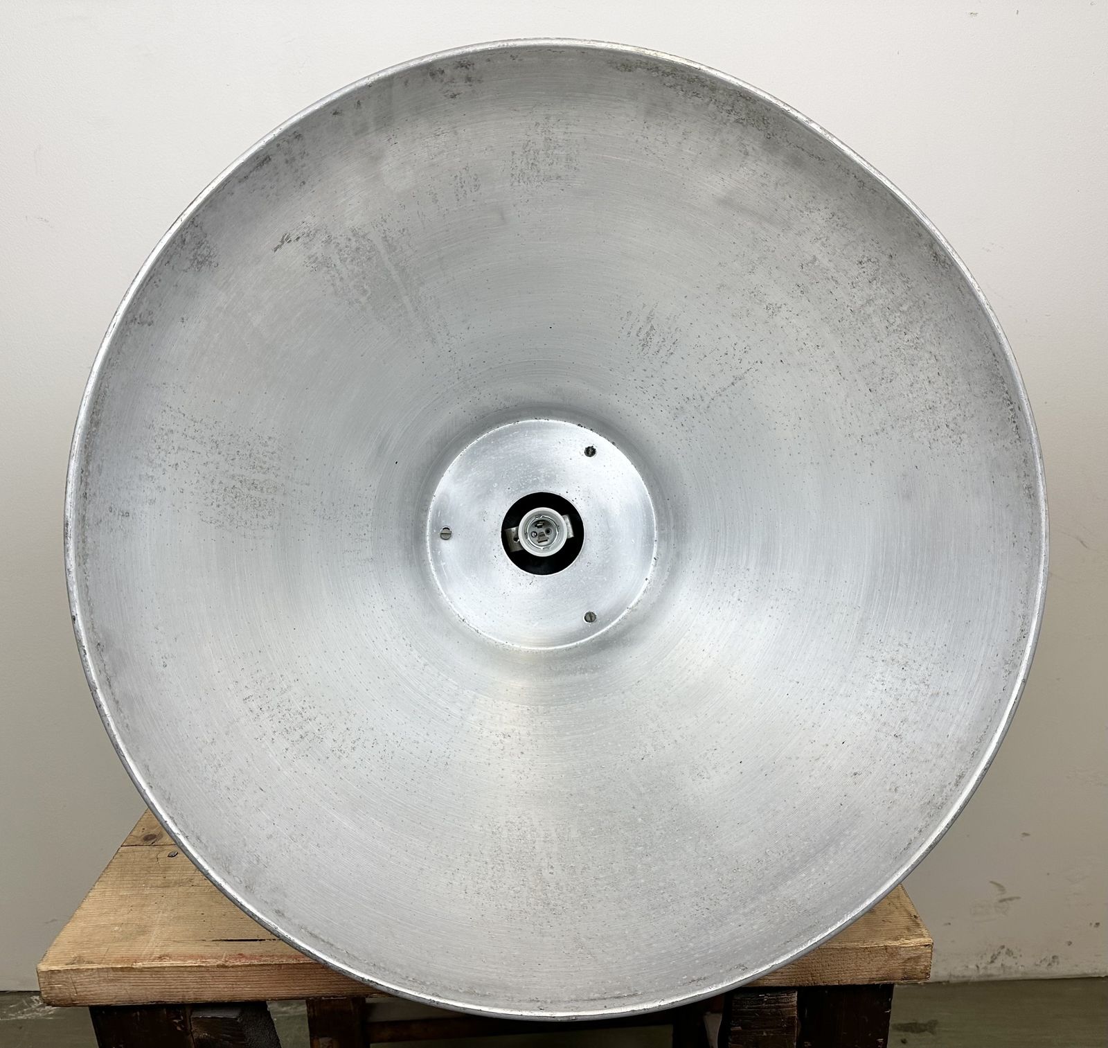 photo for sale Large Industrial Aluminium Pendant Light From Elektrosvit, 1960s, 12x
