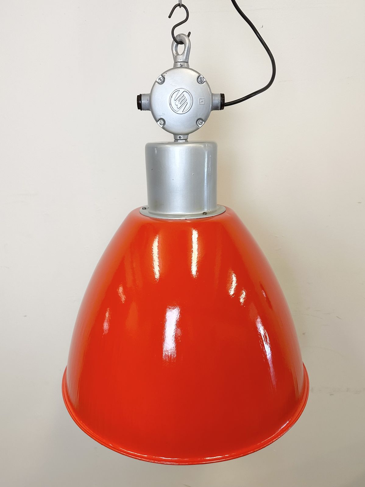 Large Red Painted Industrial Factory Lamp From Elektrosvit, 1960s, 10x photo vinterior