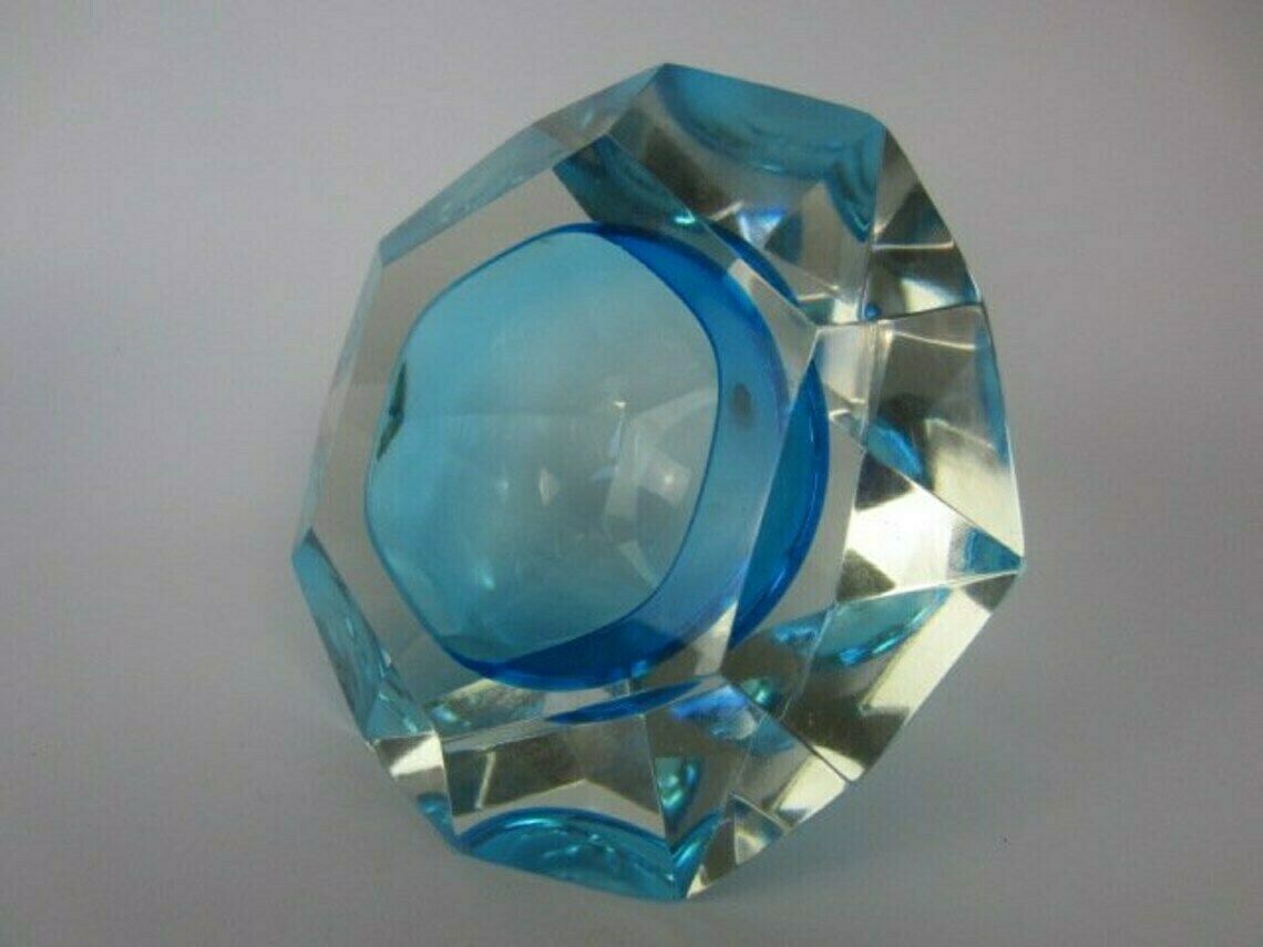 photo furniture Murano Xxl Light Blue Faceted Sommerso Art Glass Bowl Poli Seguso Era