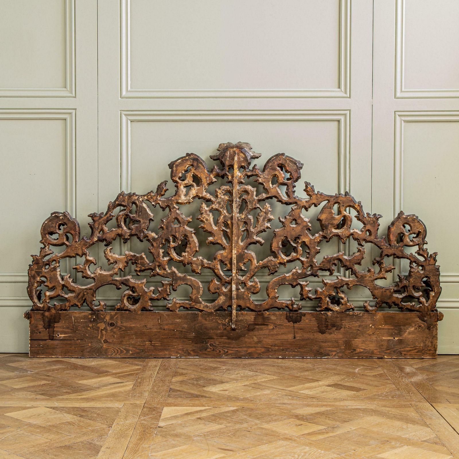 Early 20th Century Rococo Headboard photo vinterior