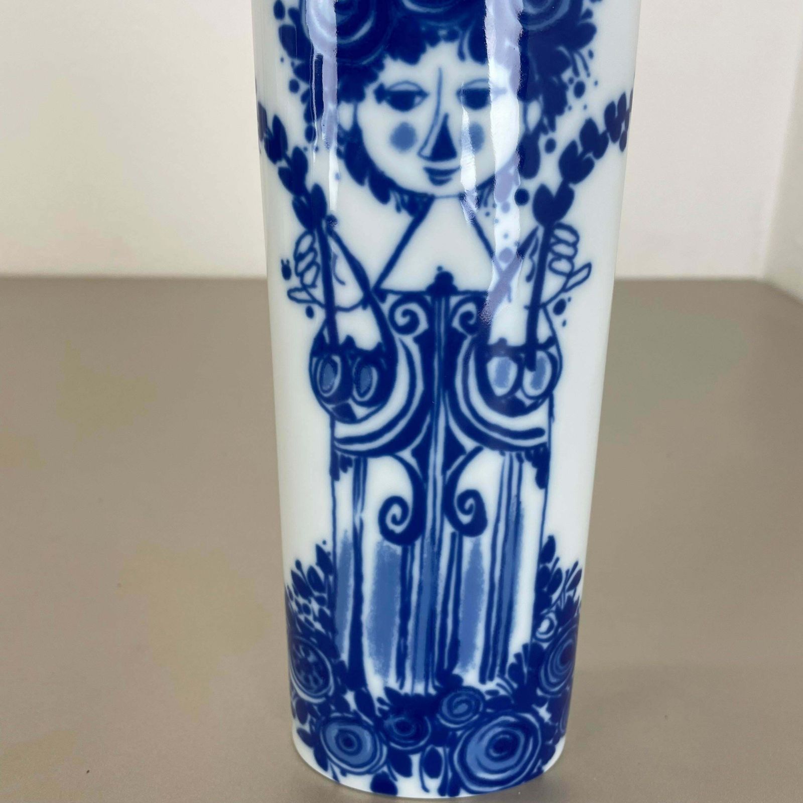 Op Art Porcelain Vase By Björn Wiinblad For Rosenthal Studio Line Germany, 1970s photo vintage