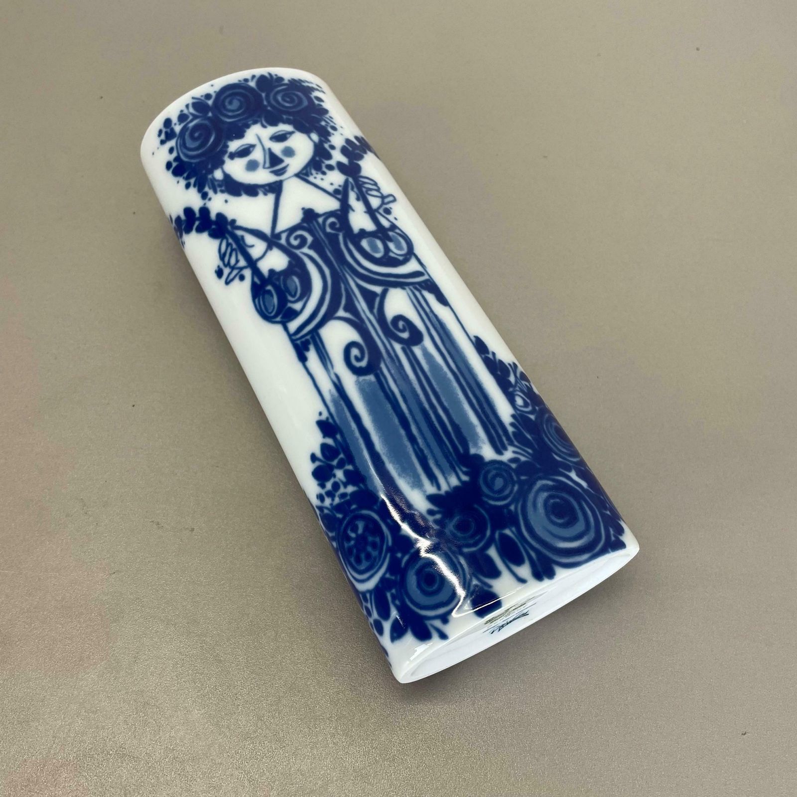 photo vintage Op Art Porcelain Vase By Björn Wiinblad For Rosenthal Studio Line Germany, 1970s