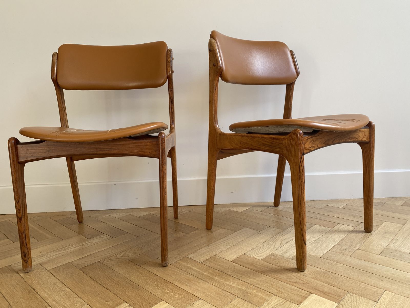 6 Model 49 Dining Chairs By Erik Buch For Odense Maskinsnedkeri (1960s) photo furniture