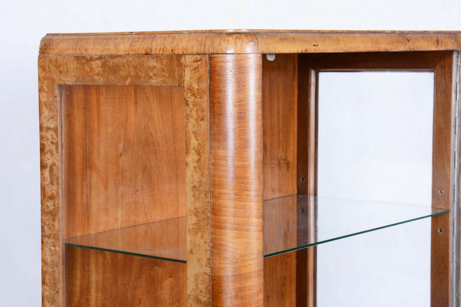photo vinterior Restored Artdeco Display Cabinet, Jindrich Halabala, Up Zavody, Czech, 1930s