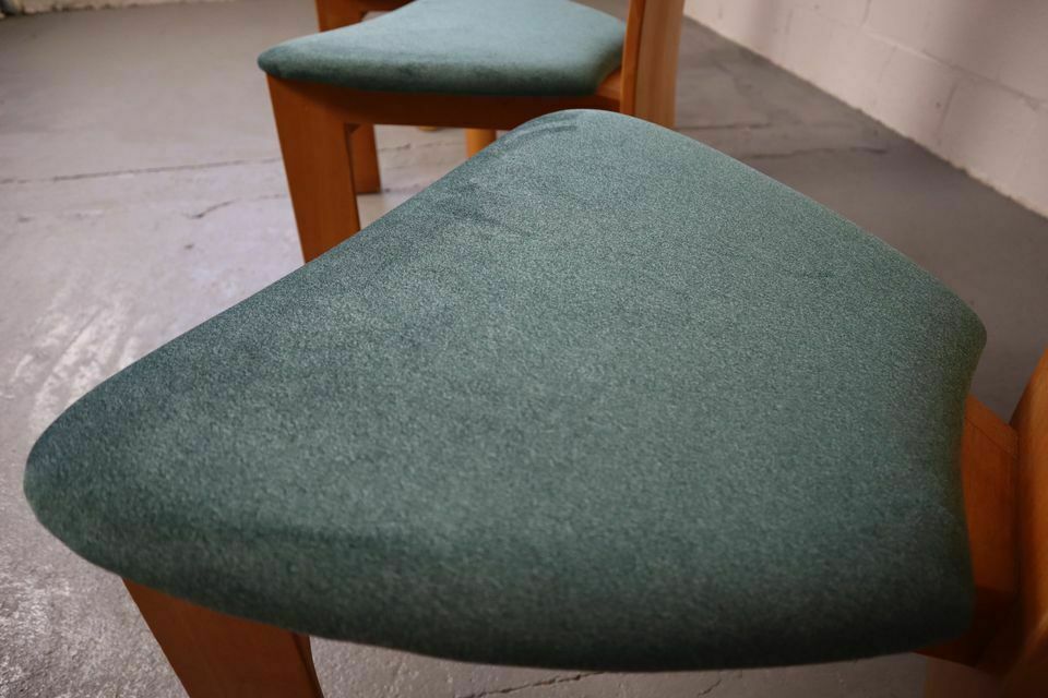 Set Of Four "Iris" Chairs By Bob Van Den Berghe For Tranekaer Furniture Denmark photo 1454.0