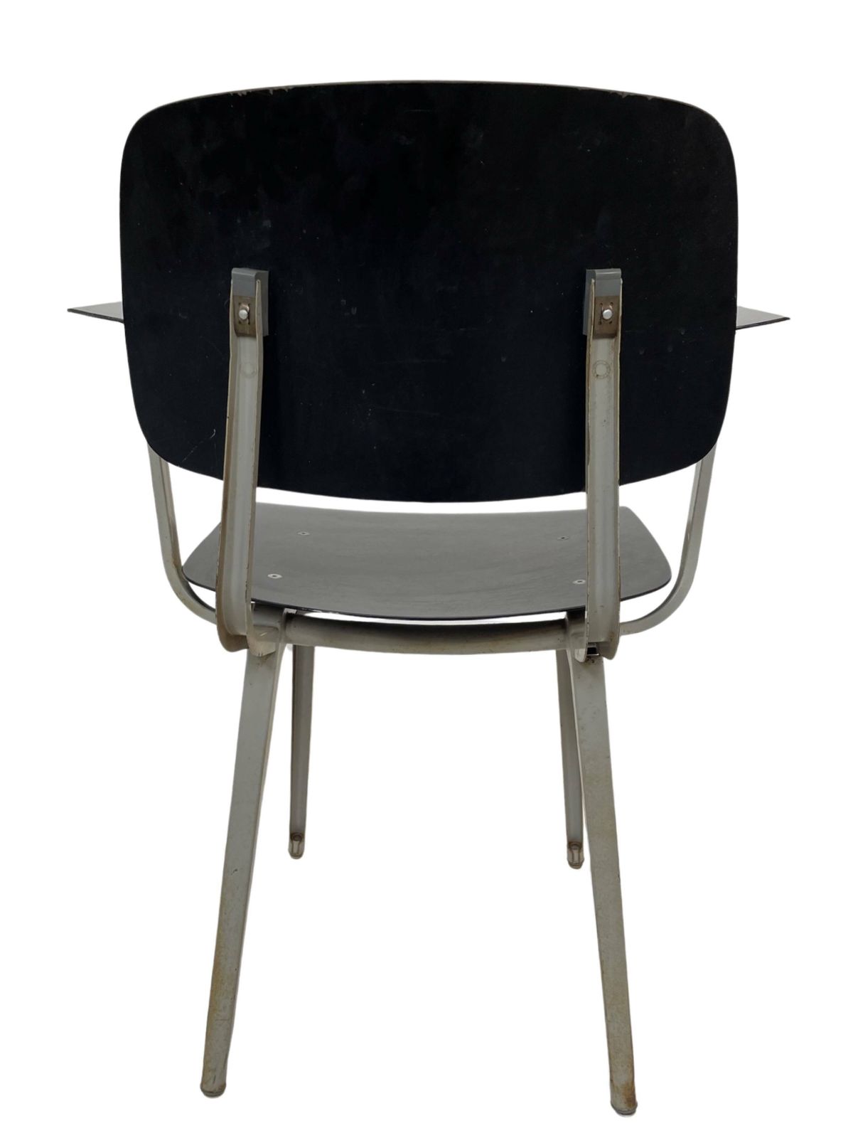 photo vinterior Friso Kramer Revolt Arm Chair For Ahrend De Cirkel 1953