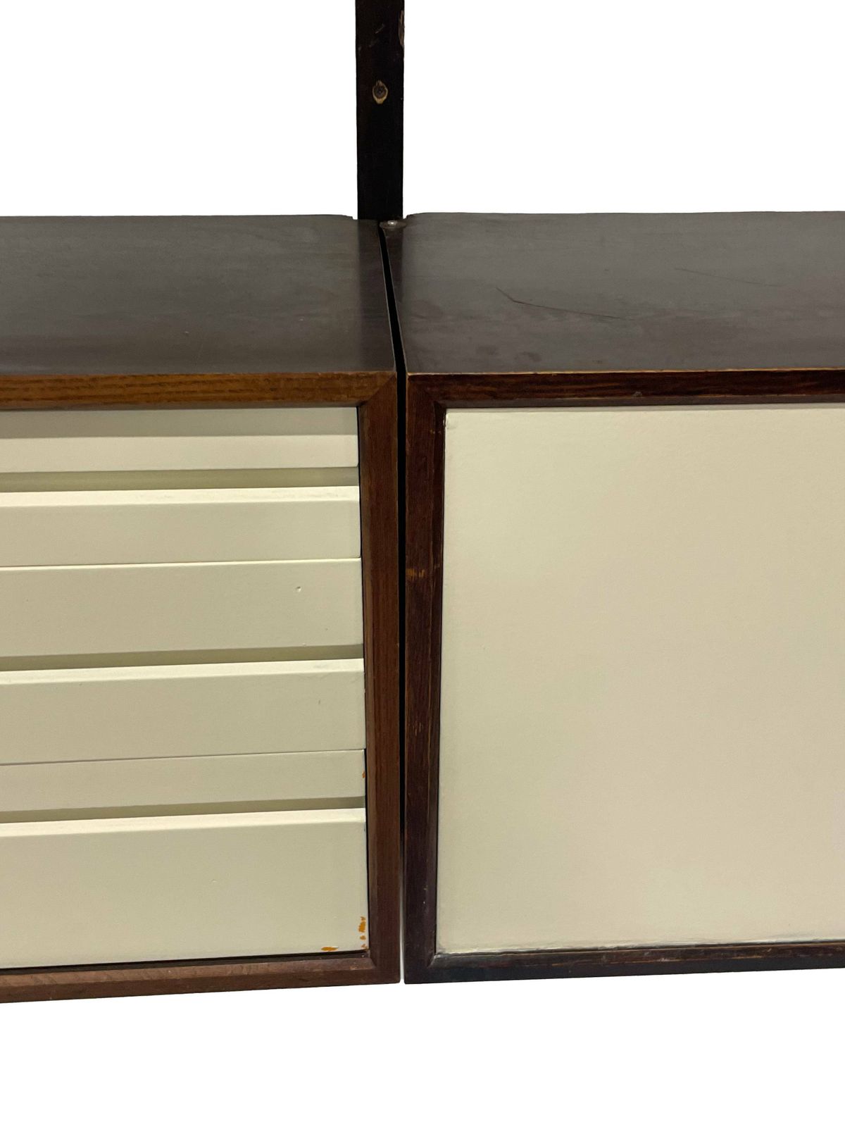 photo furniture Vintage Poul Cadovius Royal System Wandsysteem Wenge