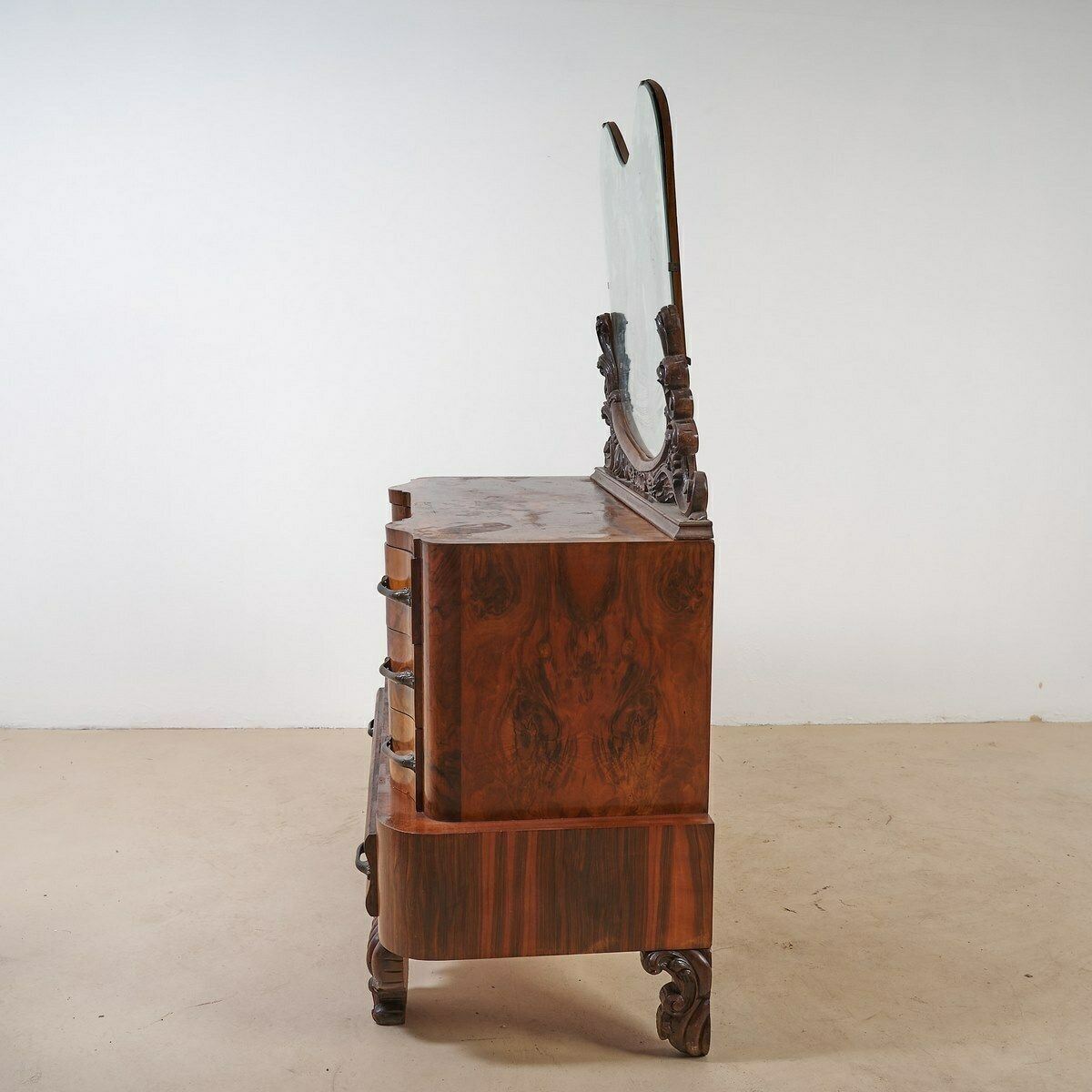 Pair Of Decò Dressers And Bedside Tables photo for sale