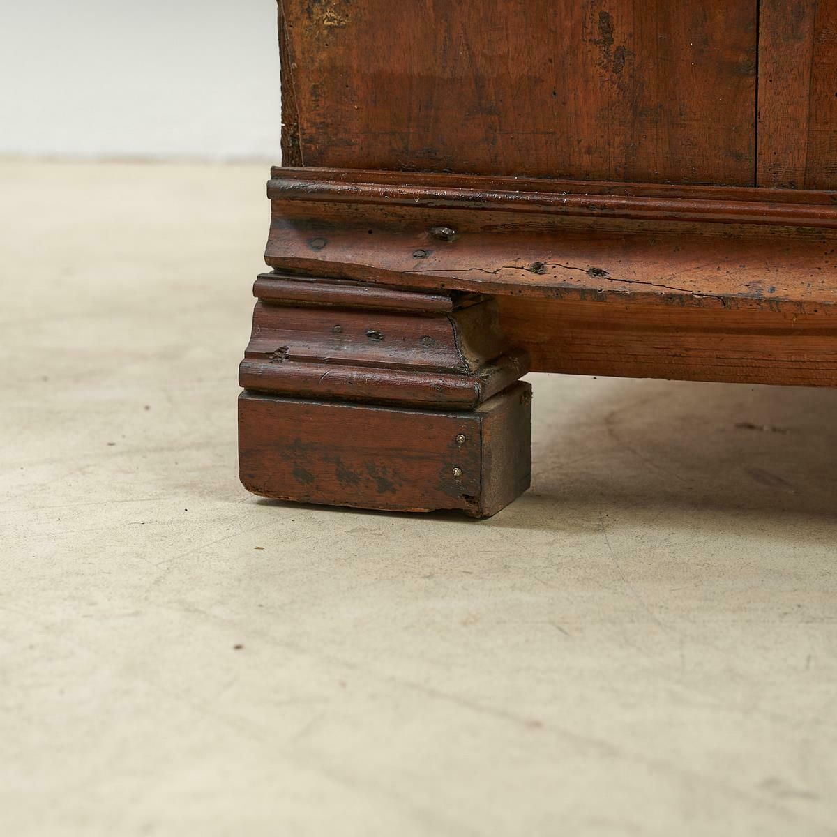 photo furniture Canterano From 1600