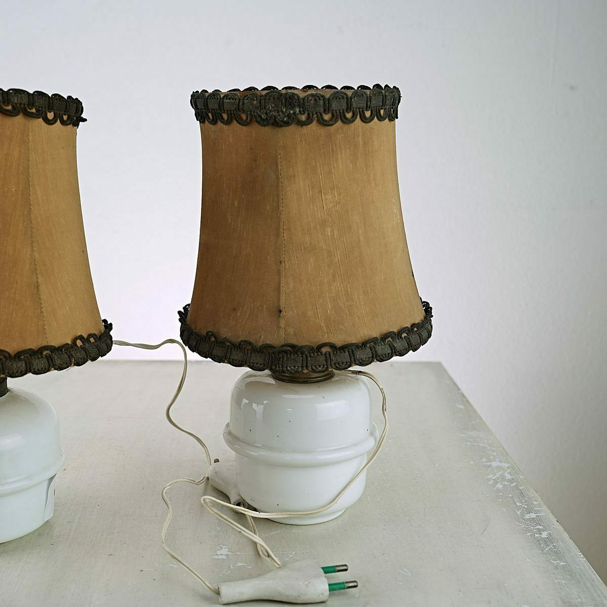 Pair Of Ceramic Lamps From The 50s 60s In White Glass Ceramic photo 136.0
