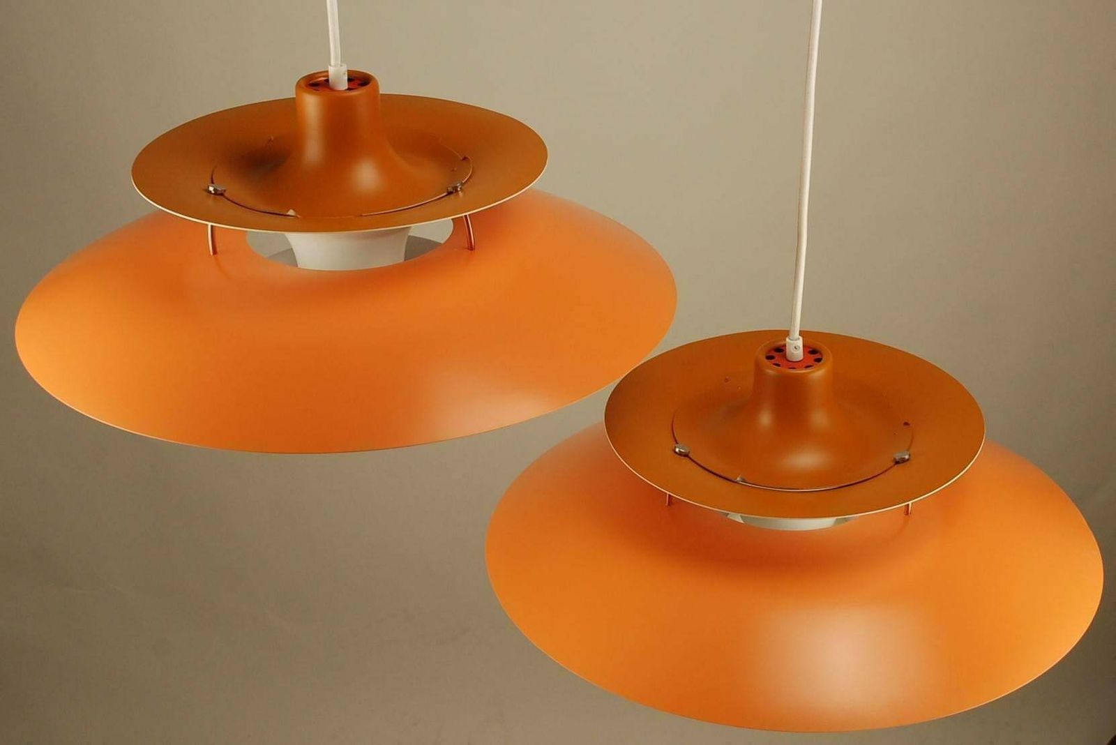 2x Vintage Orange Louis Poulsen Ph5 Pendant Lights | Vintage 1970's 'Shades Of Orange' | Mid Century Modern Design By Poul Henningsen photo vinterior