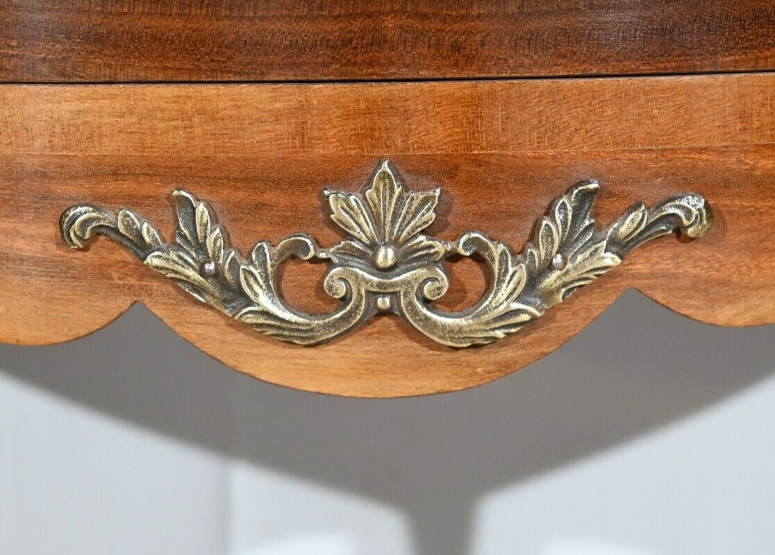 photo vintage Small Half Moon Chest Of Drawers In Rosewood, Louis XV/Louis XVI Transition Style – 1st Part 20th