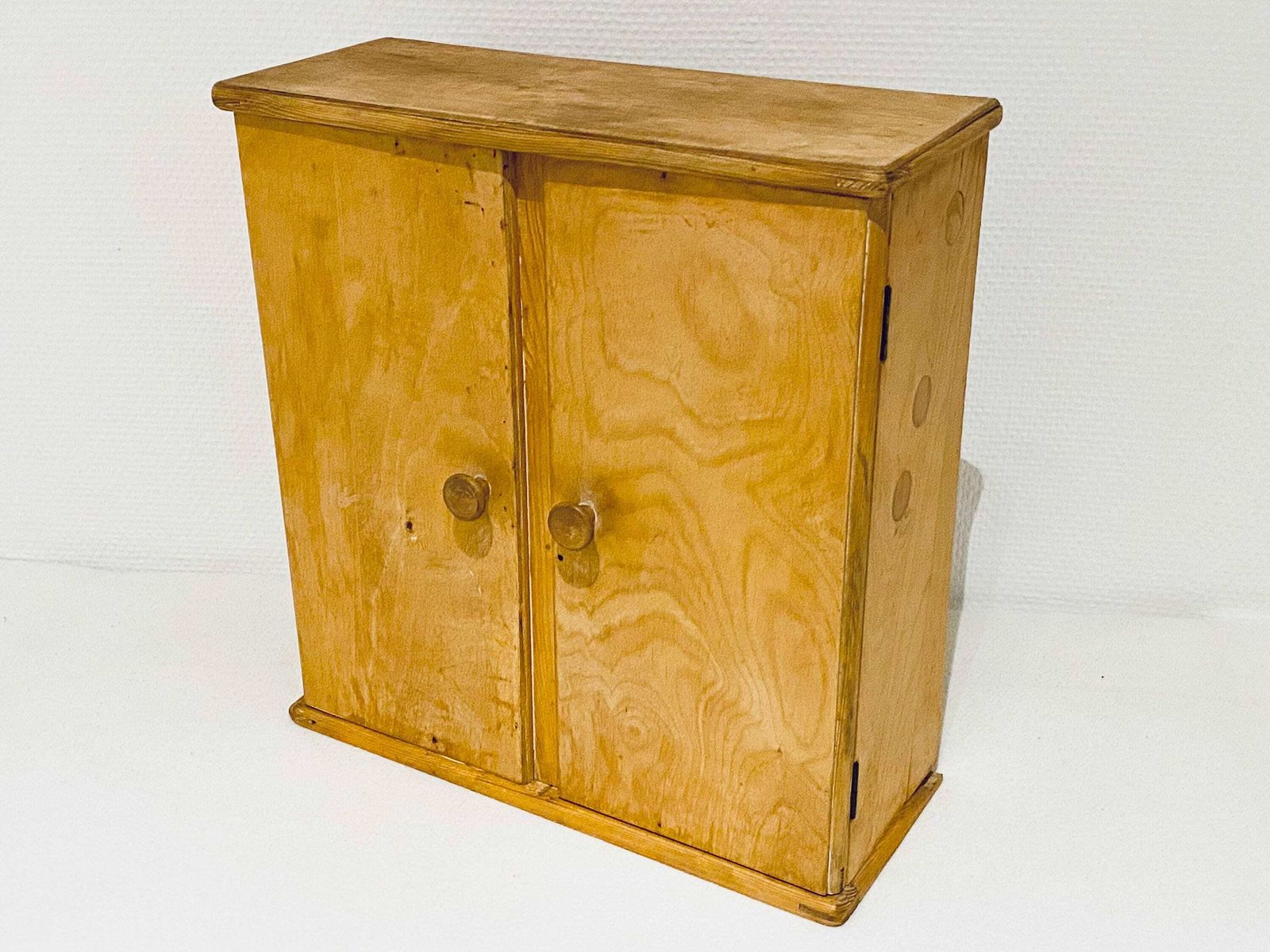 Vintage Wooden Doll Wardrobe Cupboard With Coathangers / 1950s 1960s Toys