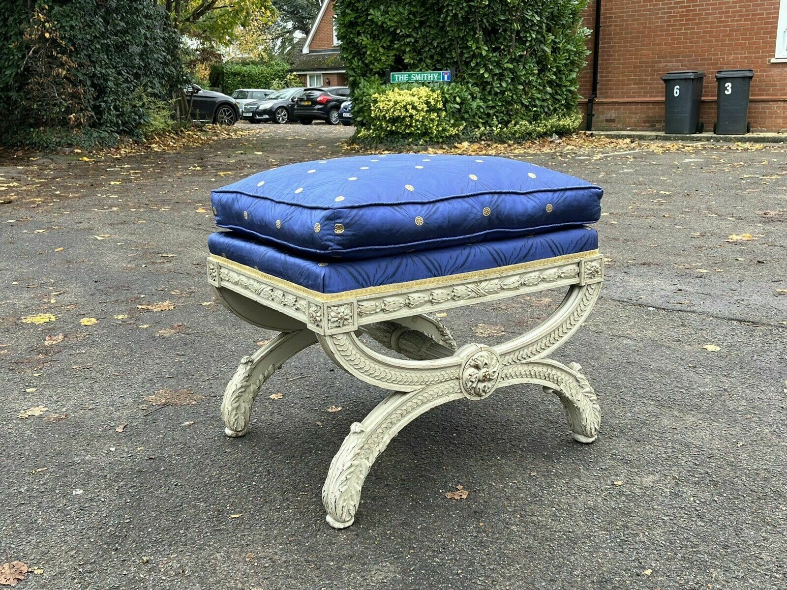Country Home Stool / Seat, Carved Frame, Lift Of Cushion photo vinterior